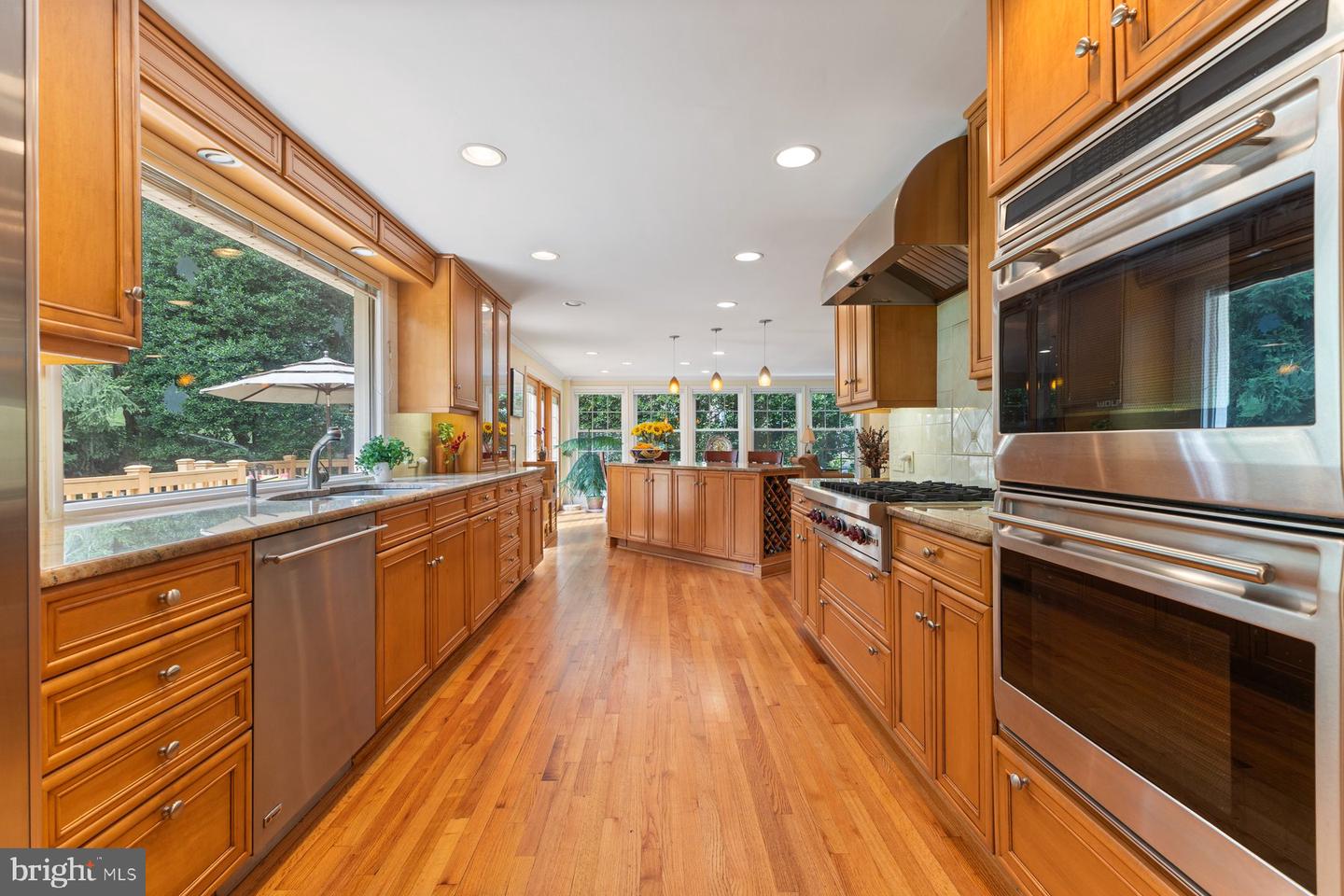 17 Old Creek Ct