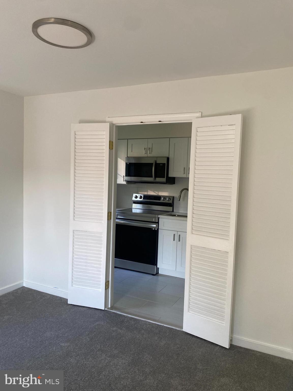 2206 WASHINGTON AVE #2206-W-302