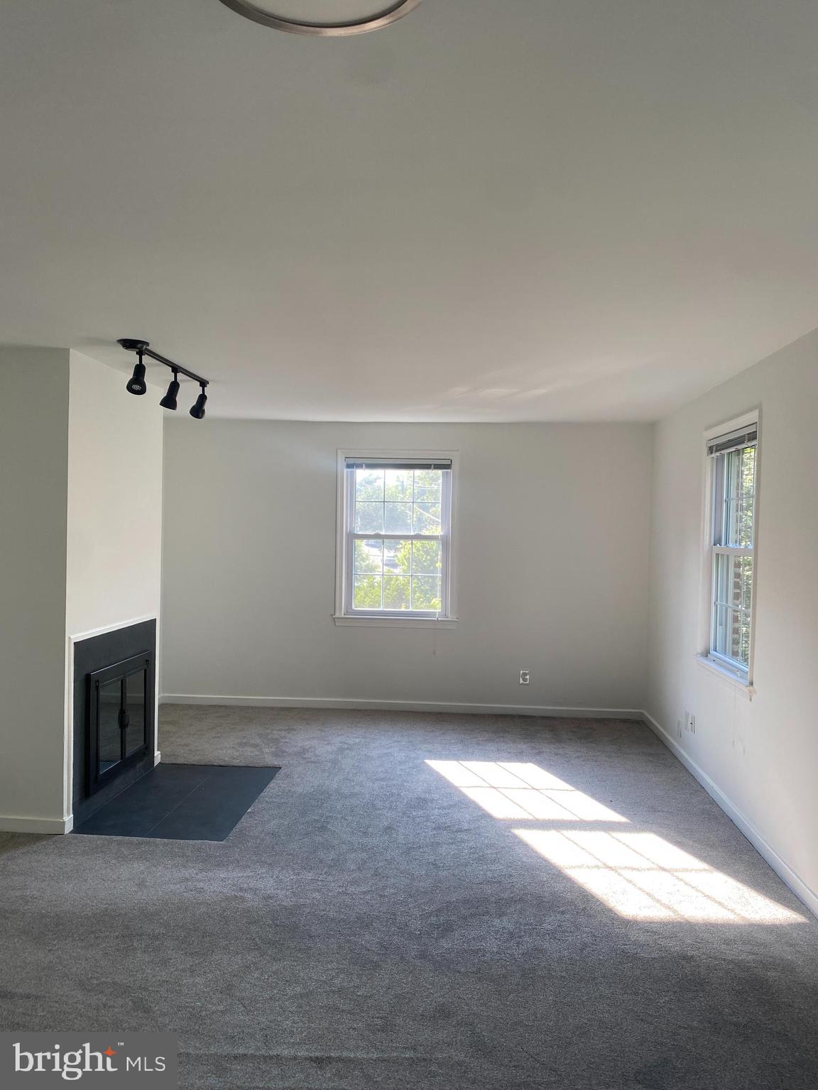 2206 WASHINGTON AVE #2206-W-302