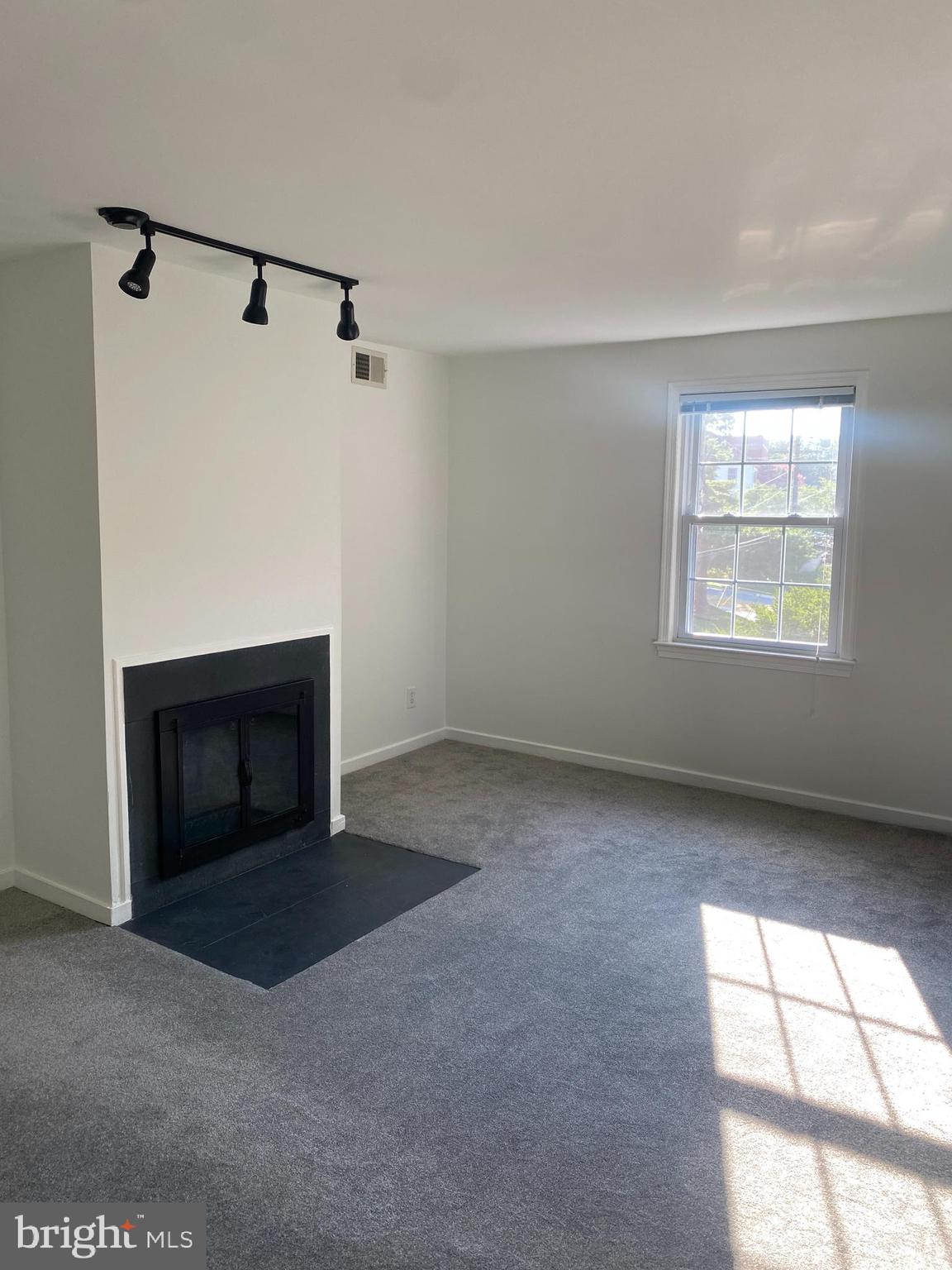 2206 WASHINGTON AVE #2206-W-302