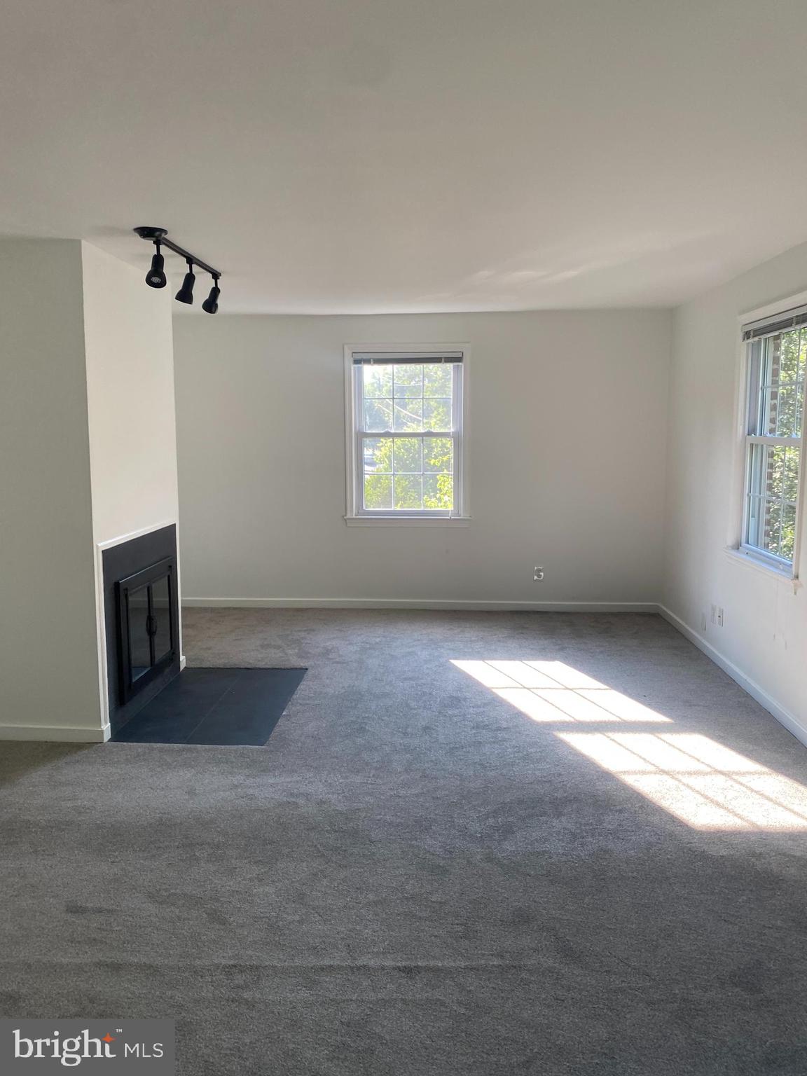 2206 WASHINGTON AVE #2206-W-302
