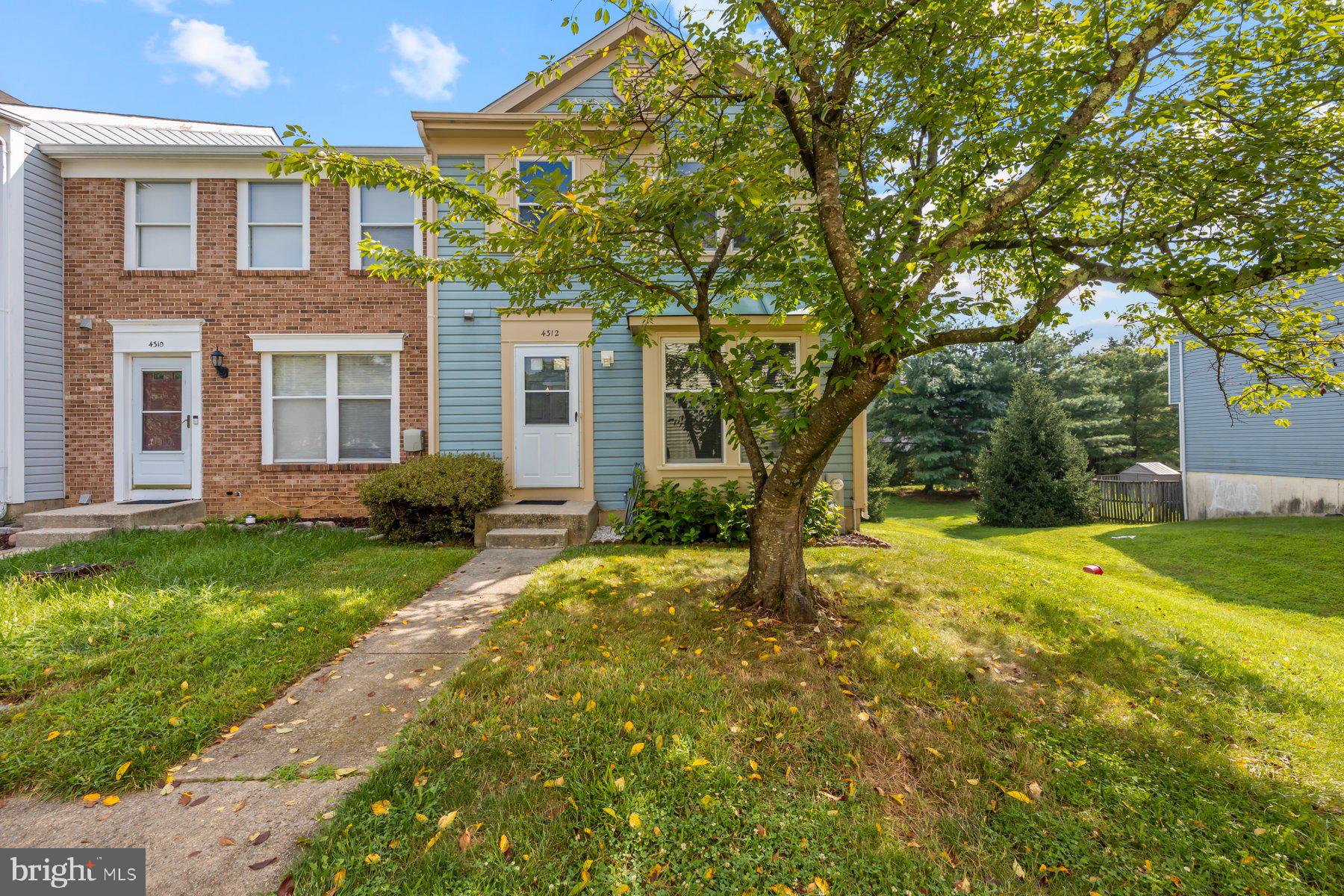 4312 Dunwood Ter
