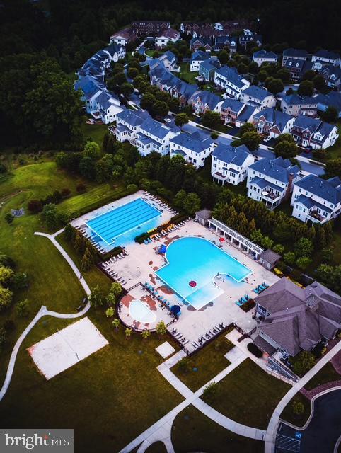 1009 Guillemot Dr