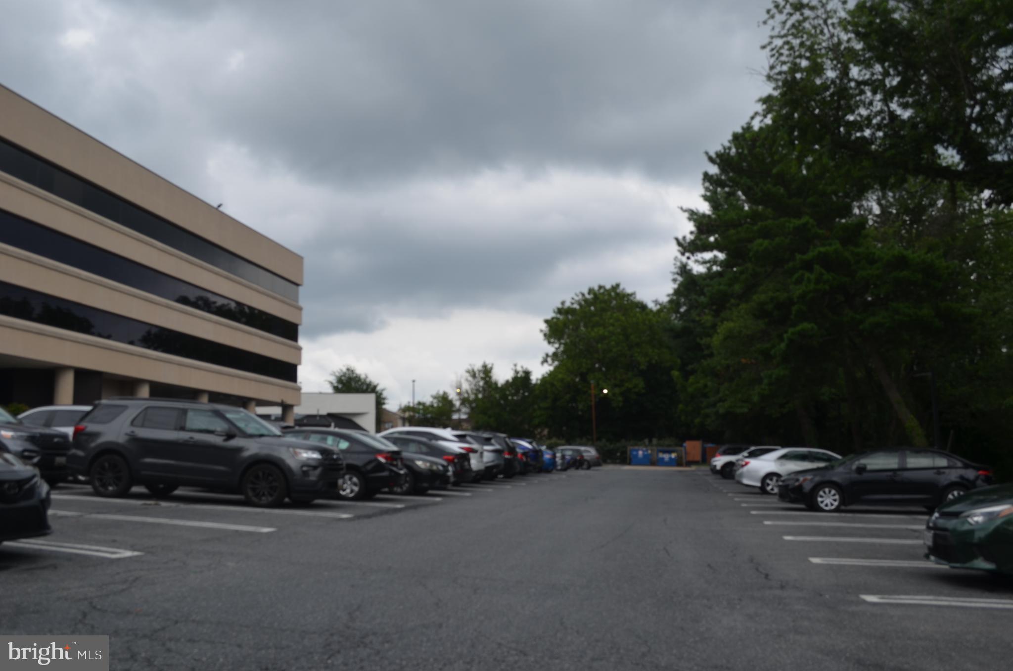 438 N FREDERICK AVENUE 455