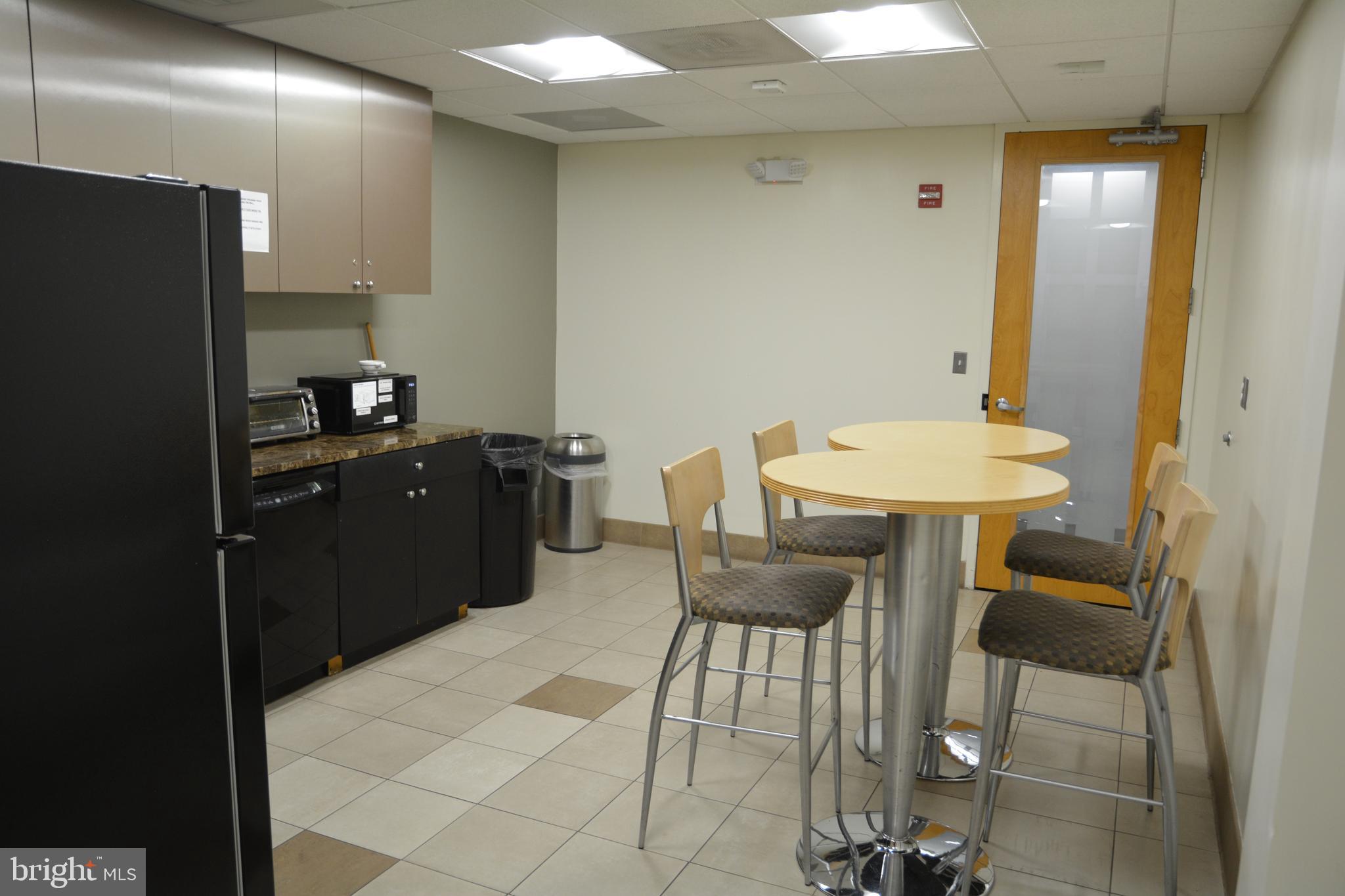 438 N FREDERICK AVENUE 435