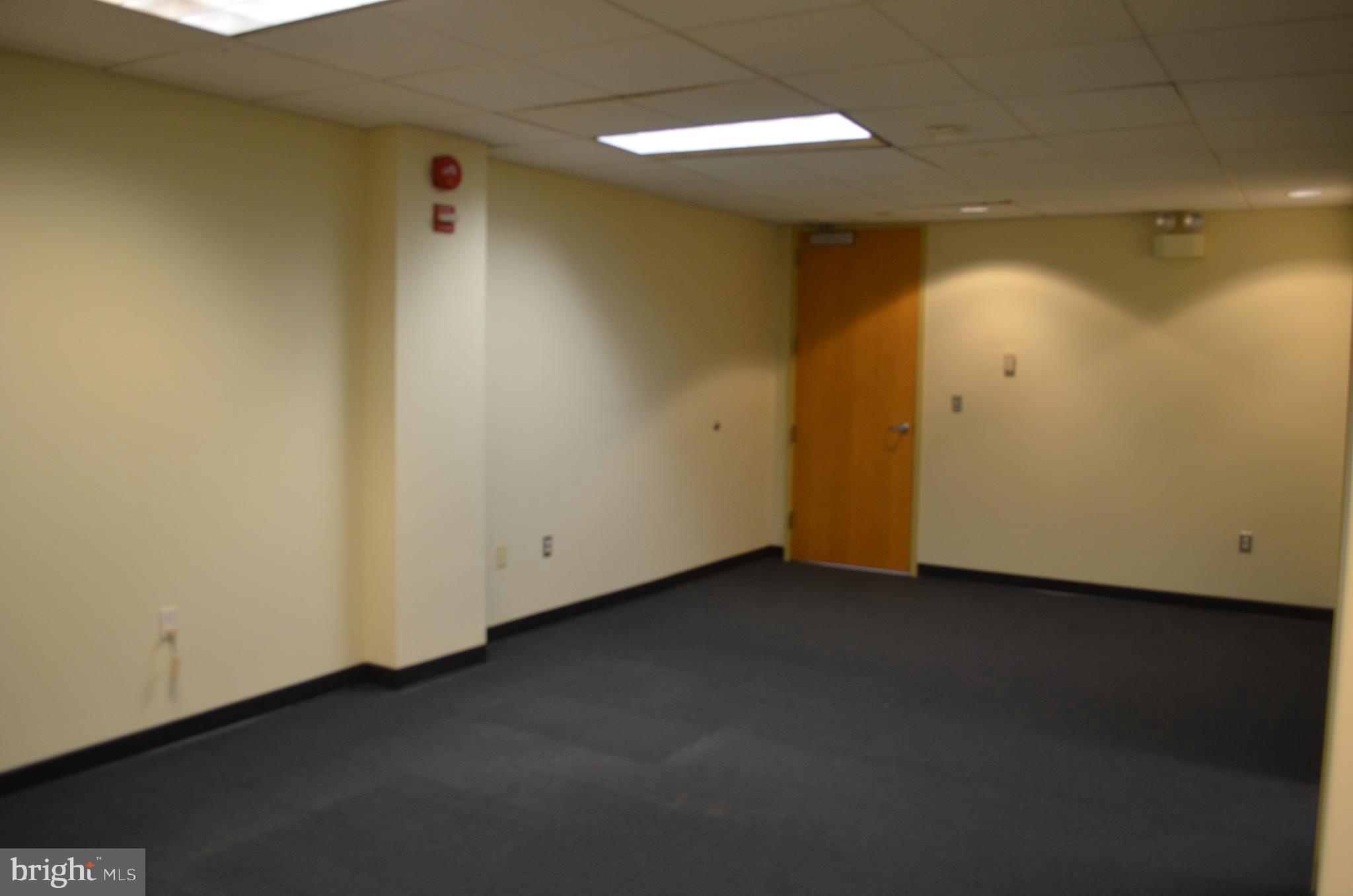 438 N FREDERICK AVENUE 435