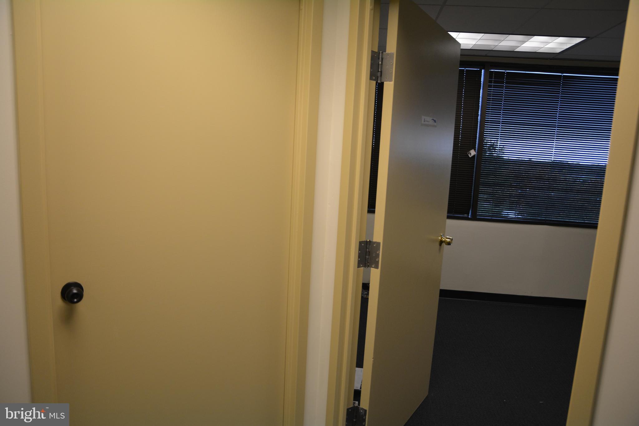 438 N FREDERICK AVENUE 435