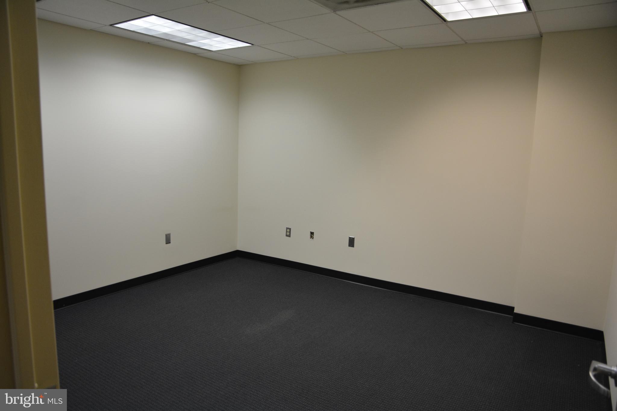 438 N FREDERICK AVENUE 435