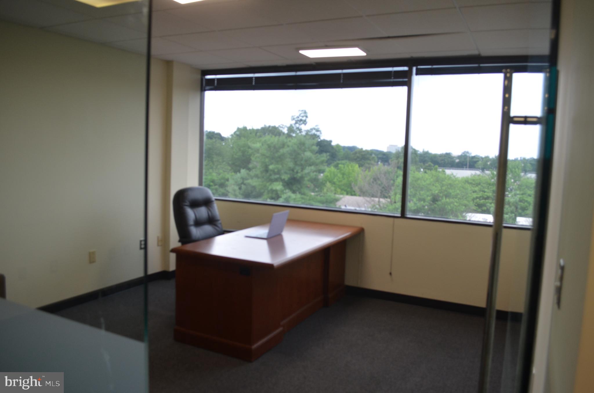 438 N FREDERICK AVENUE 455