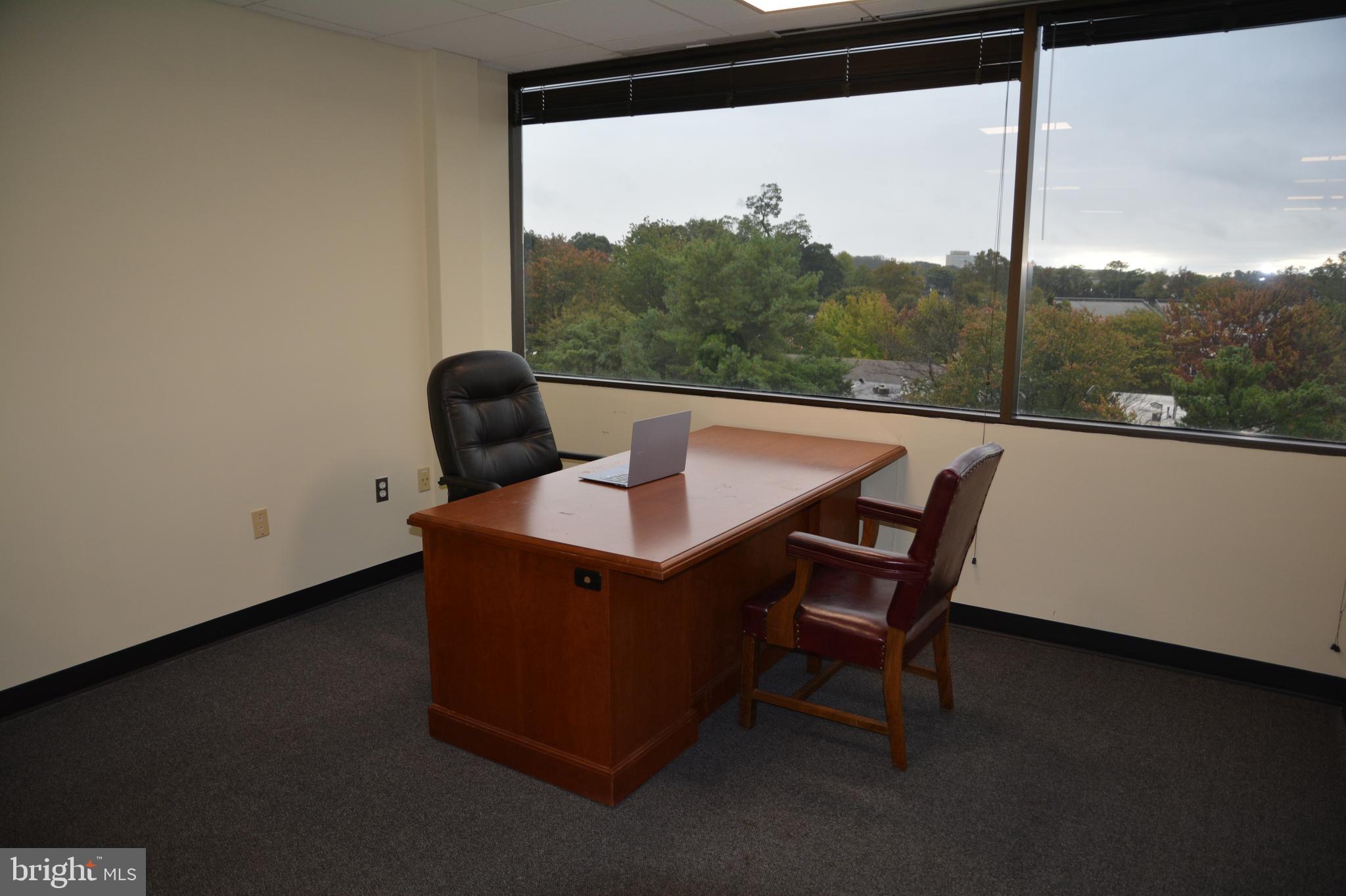 438 N FREDERICK AVENUE 455