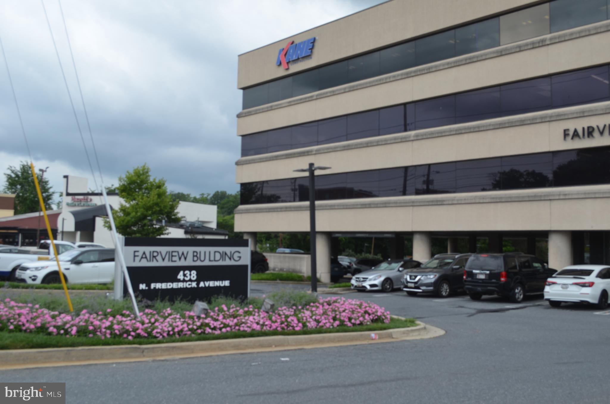 438 N FREDERICK AVENUE 440