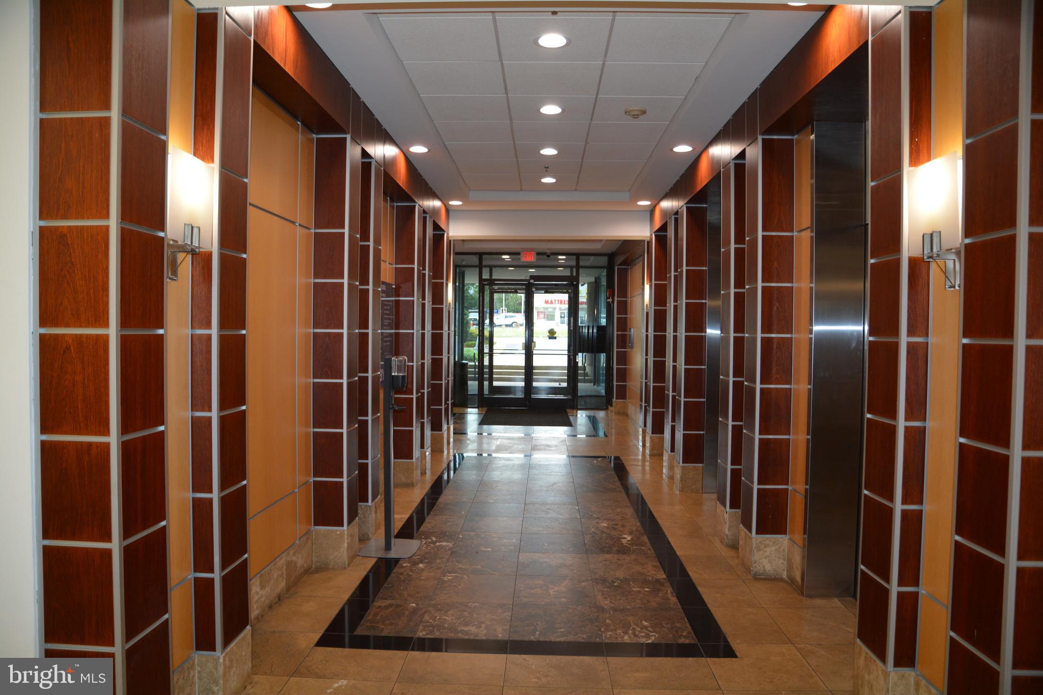 438 N FREDERICK AVENUE 320