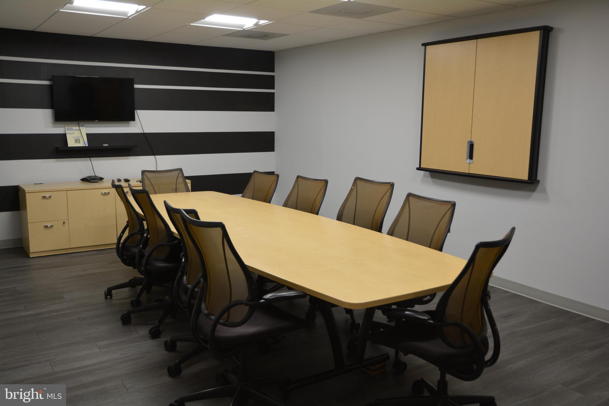 438 N FREDERICK AVENUE 320