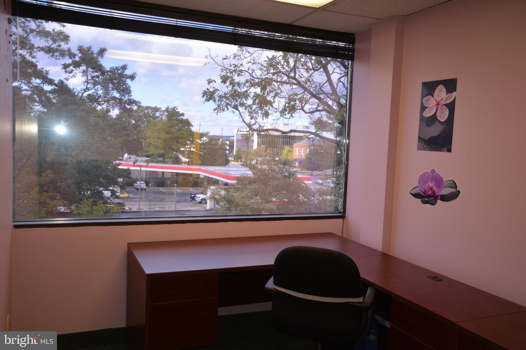 438 N FREDERICK AVENUE 320