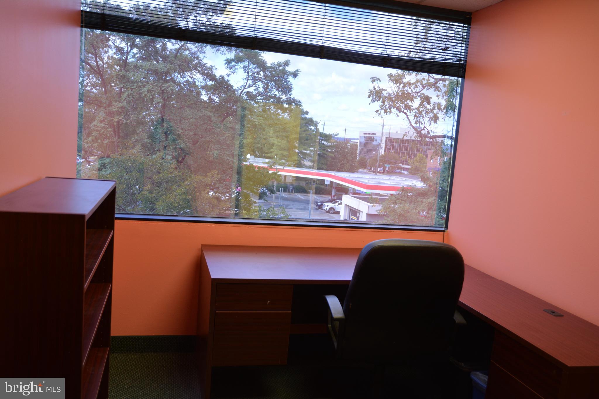 438 N FREDERICK AVENUE 320