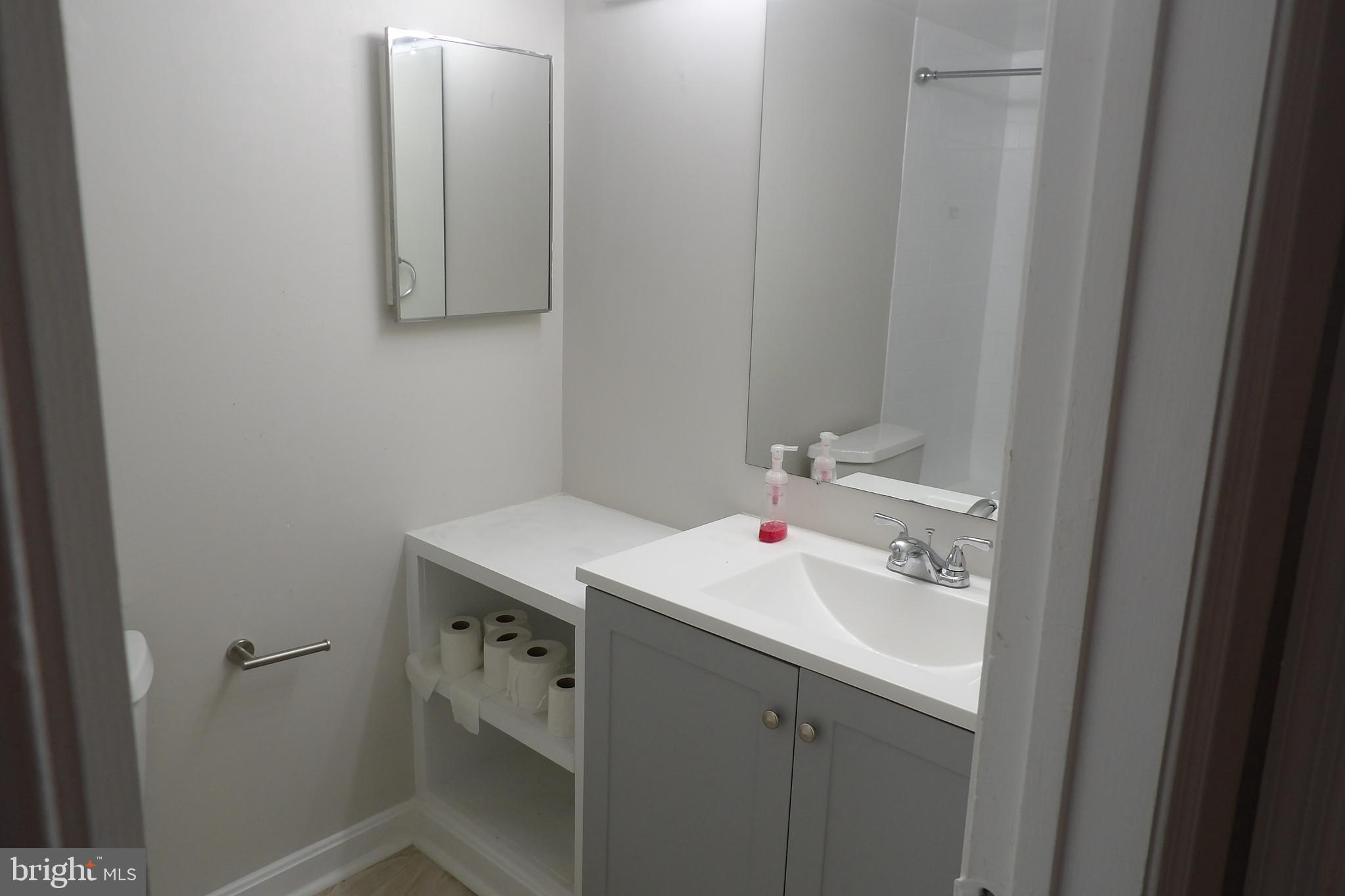 762-102 QUINCE ORCHARD BLVD #762-102