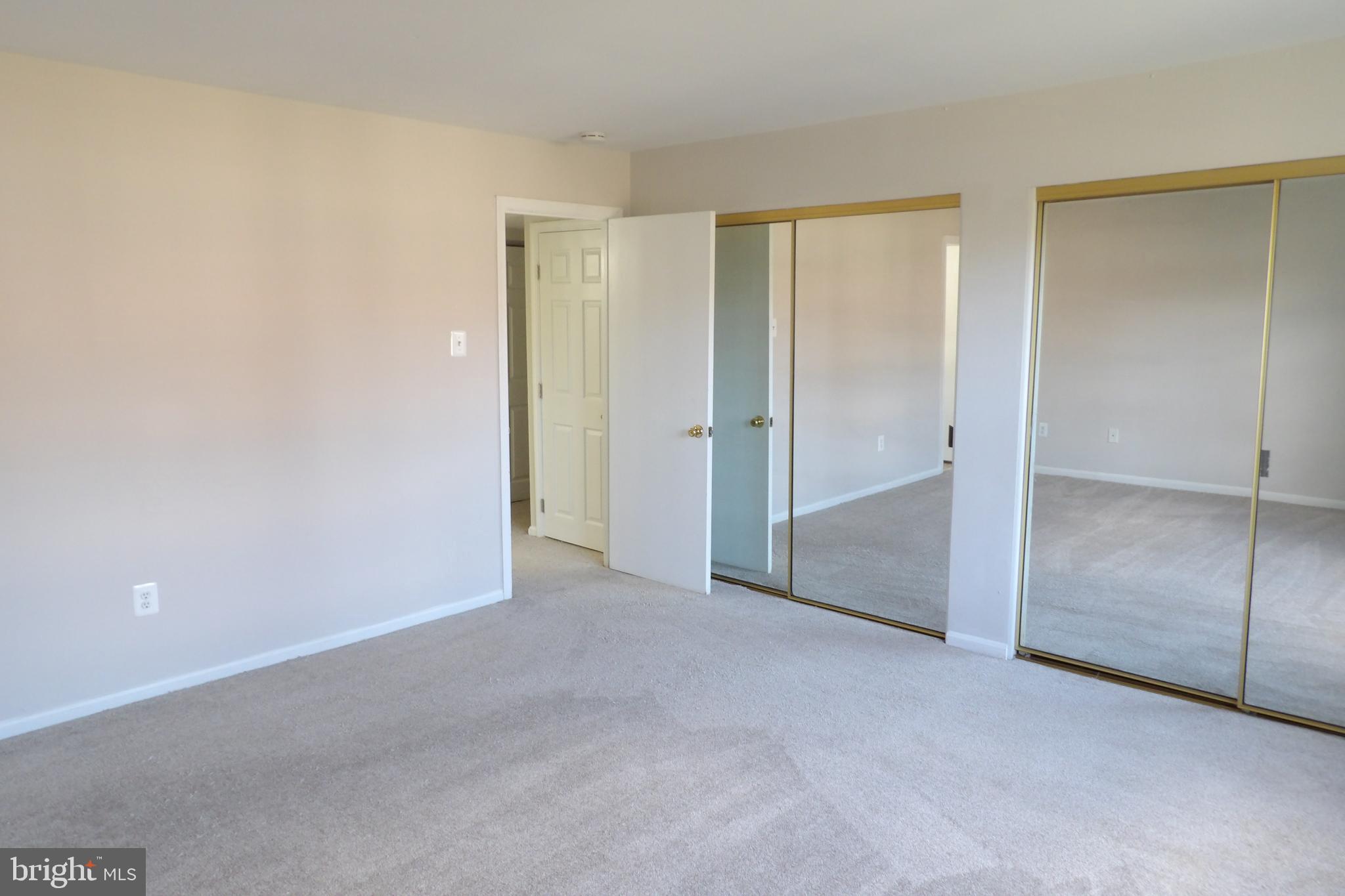 762-102 QUINCE ORCHARD BLVD #762-102