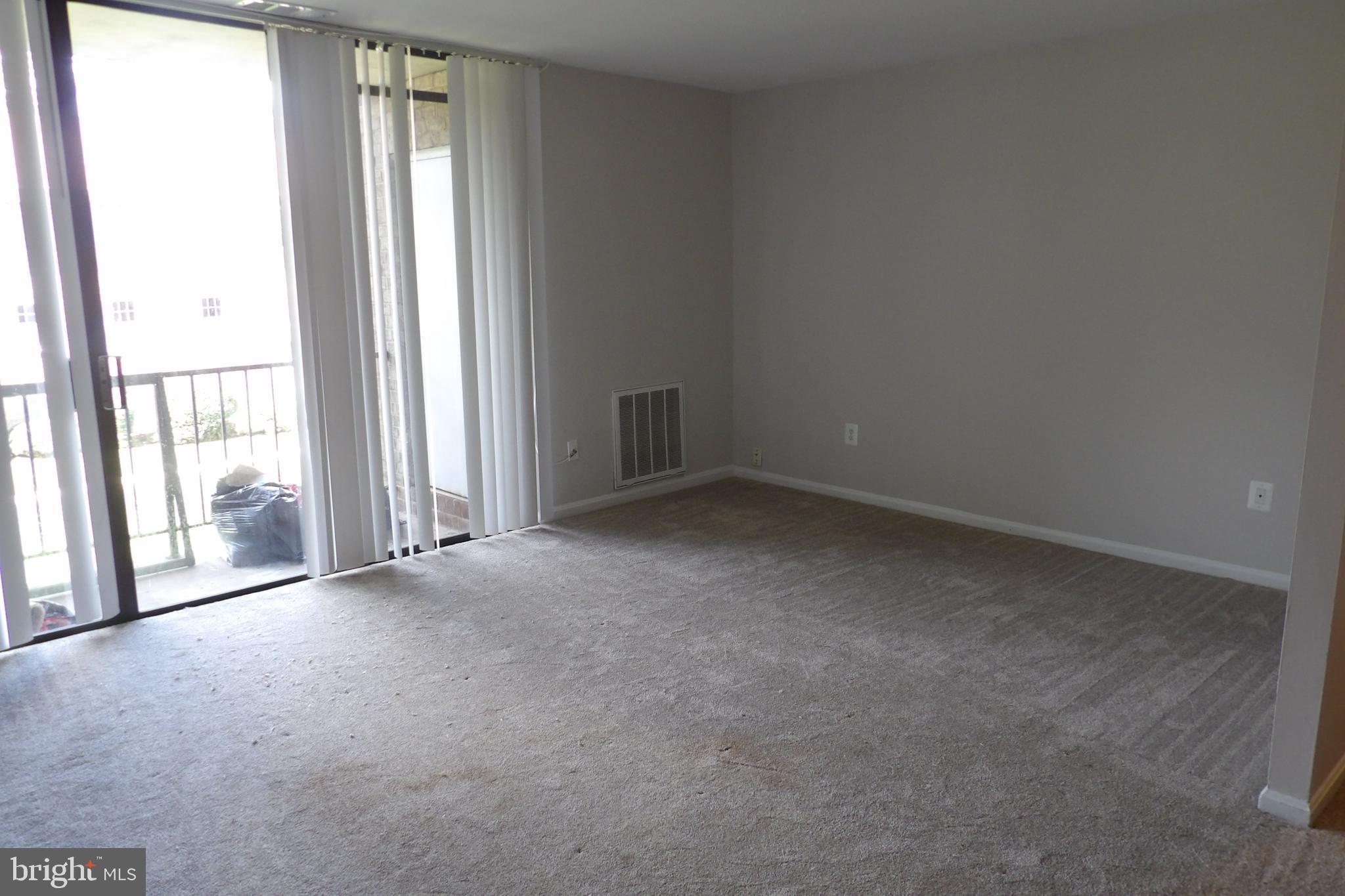 762-102 QUINCE ORCHARD BLVD #762-102