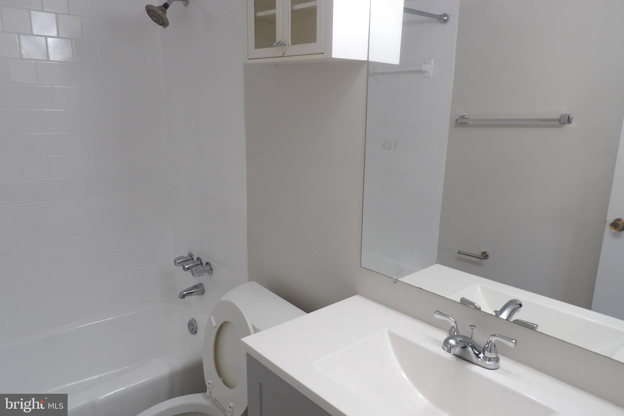 762-102 QUINCE ORCHARD BLVD #762-102