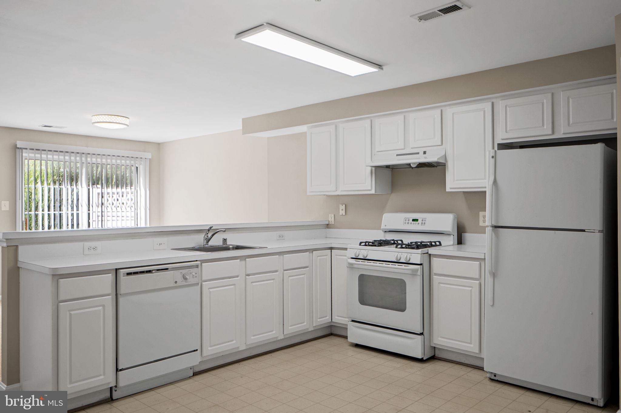 23404 RAINBOW ARCH DRIVE 115