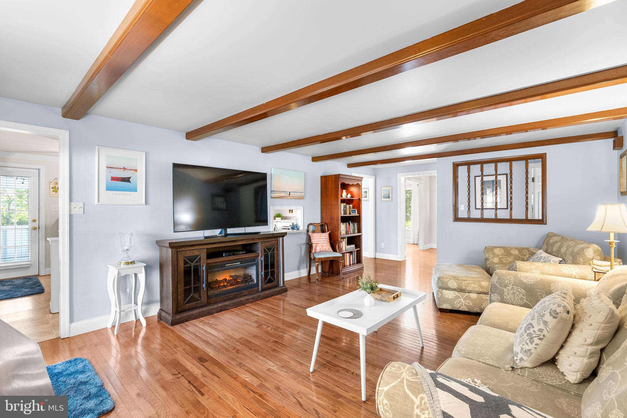 24808 SHOWBARN CIRCLE