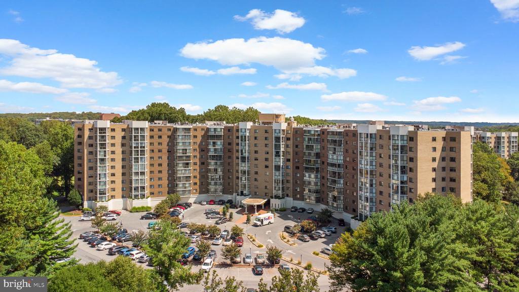 15100 INTERLACHEN DRIVE 4-918