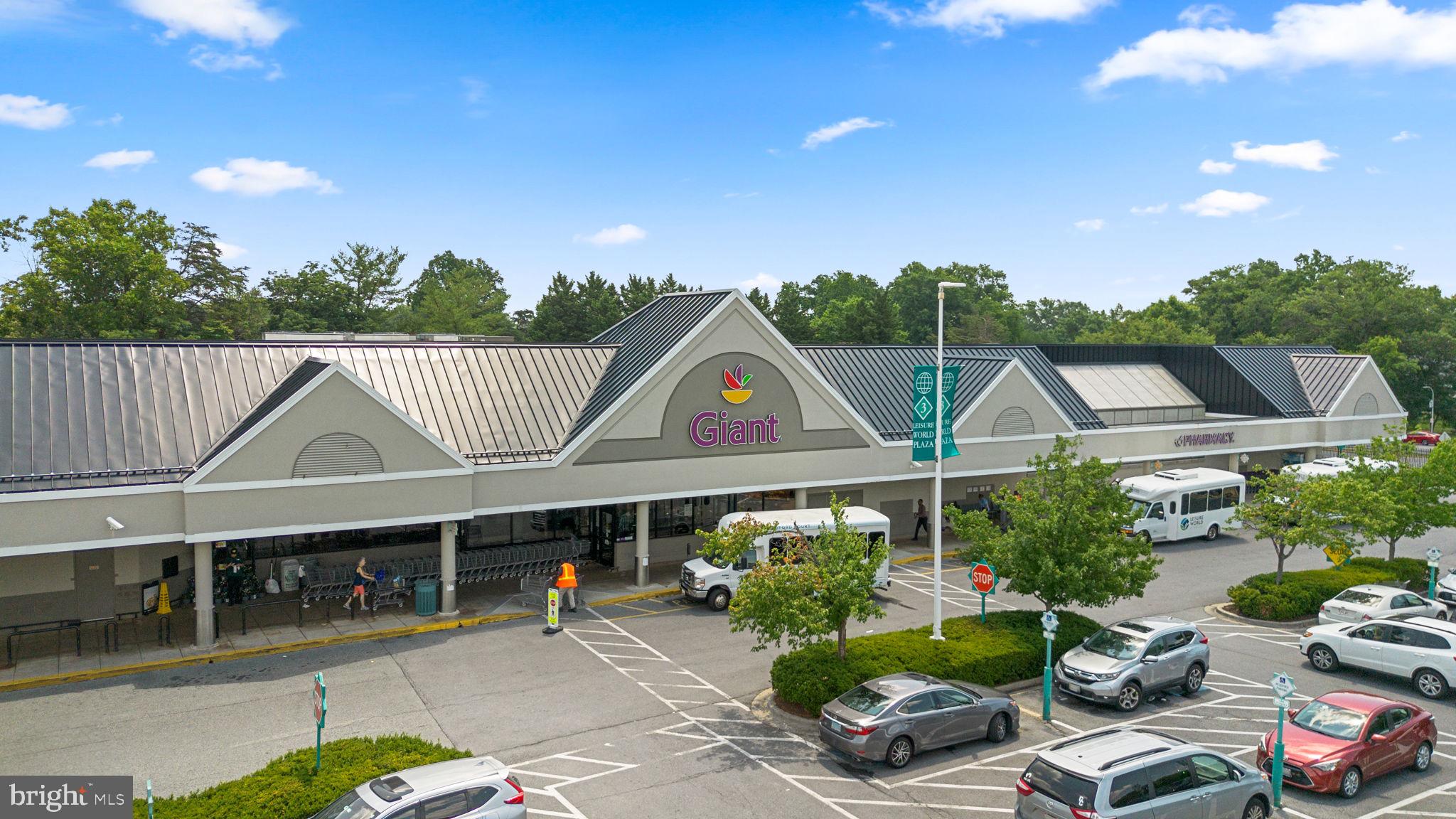 15100 INTERLACHEN DRIVE 4-918