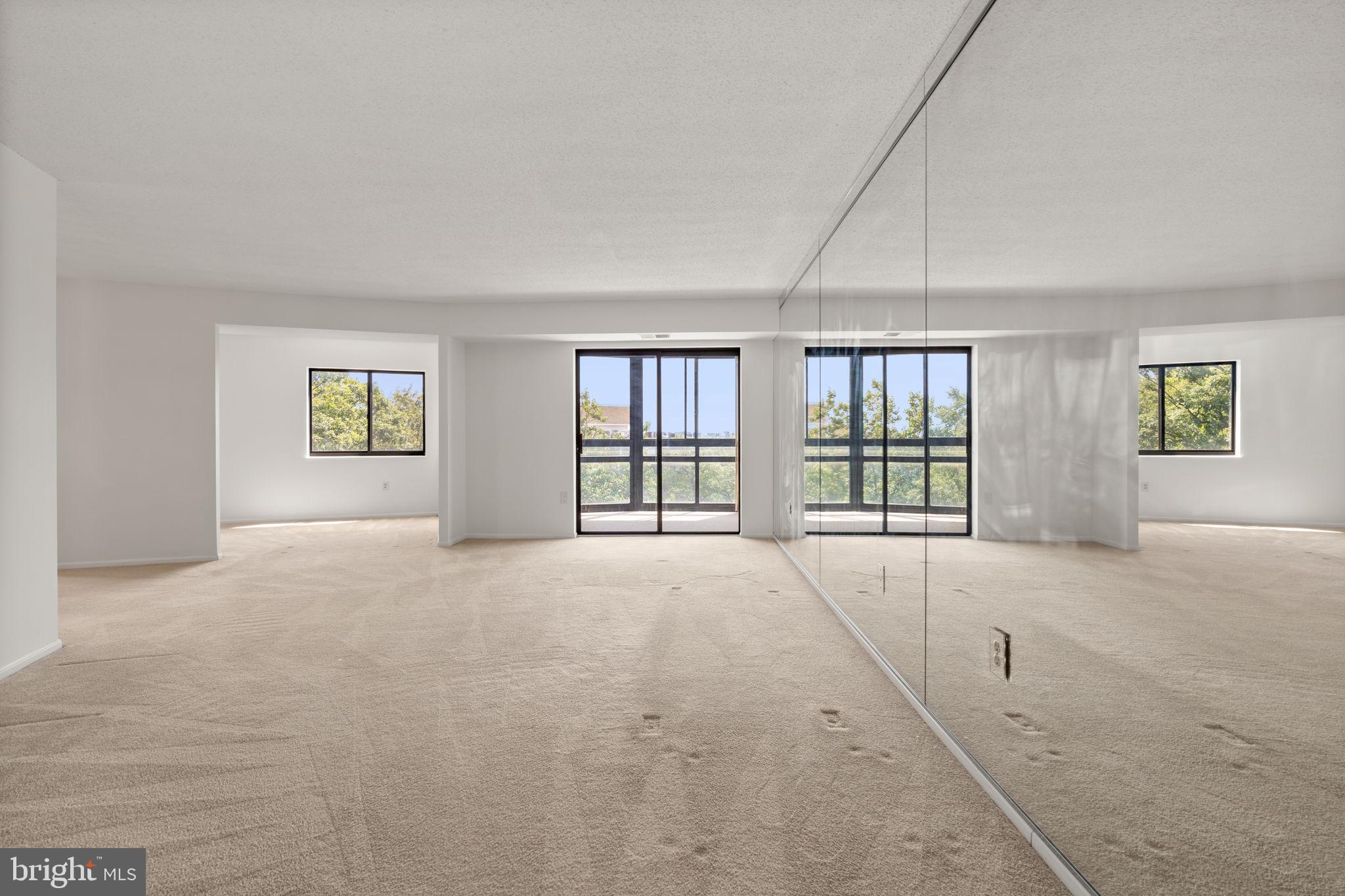 15100 INTERLACHEN DRIVE 4-918