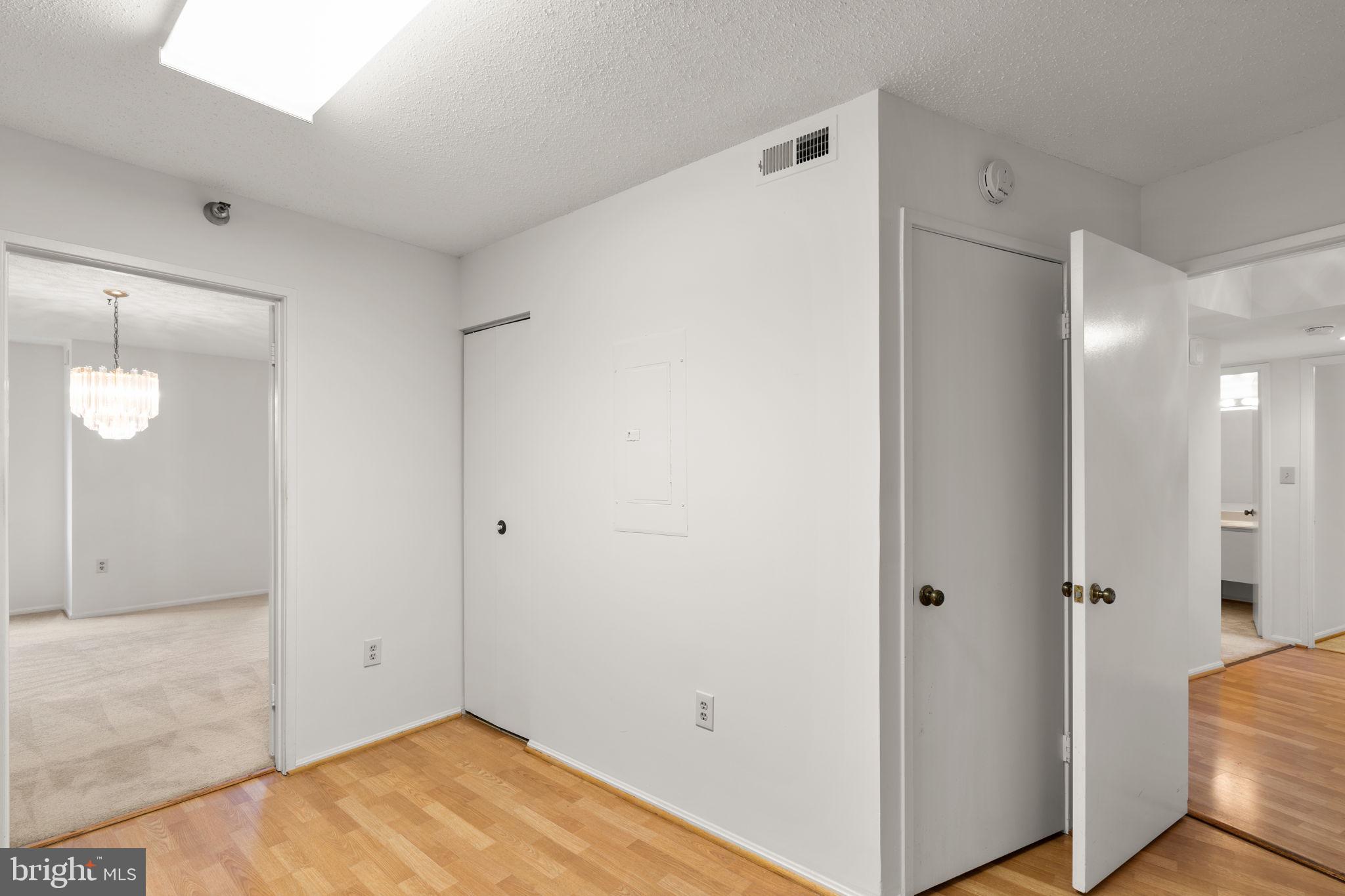 15100 INTERLACHEN DRIVE 4-918