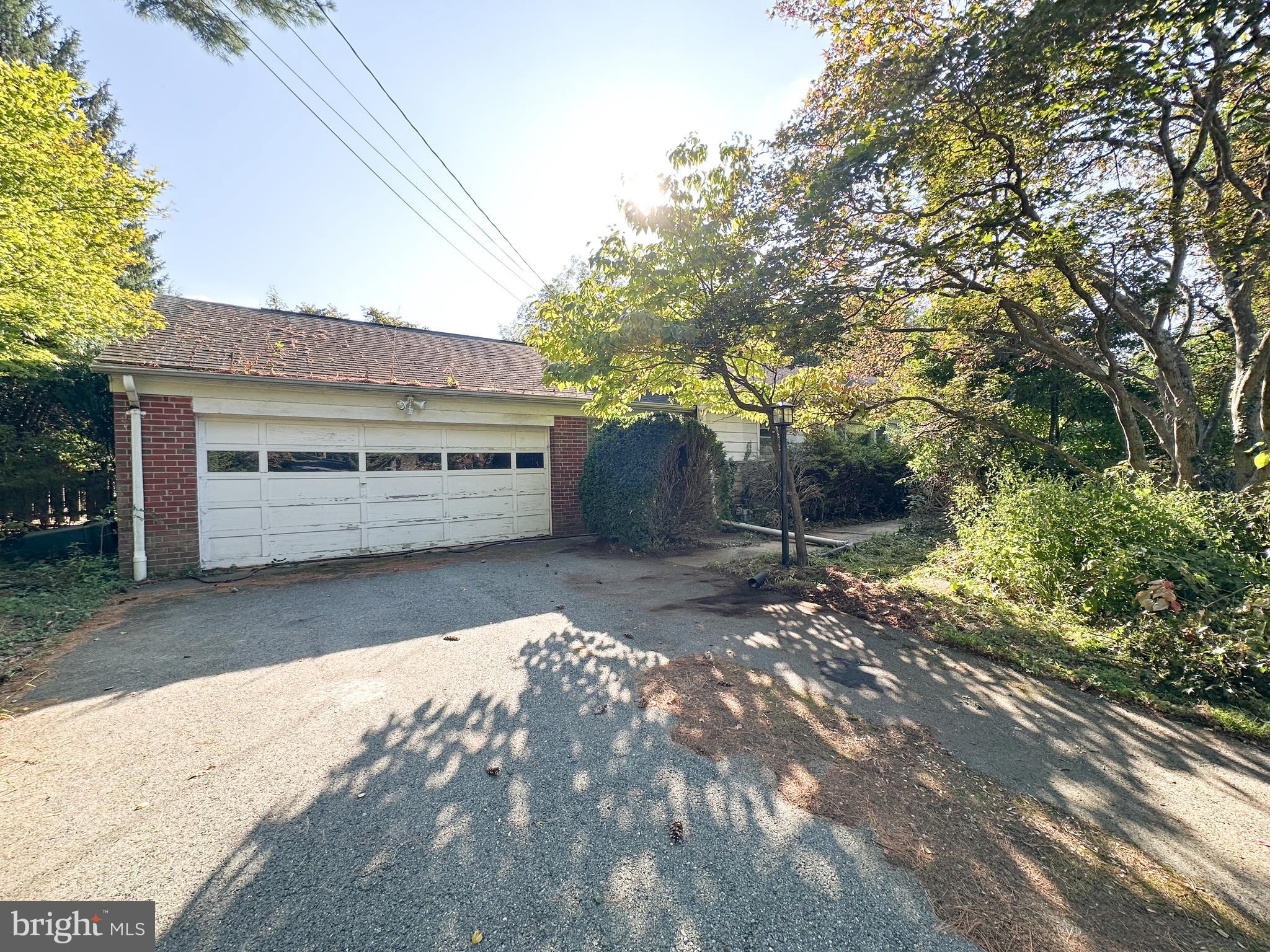9223 ROSEMONT DRIVE