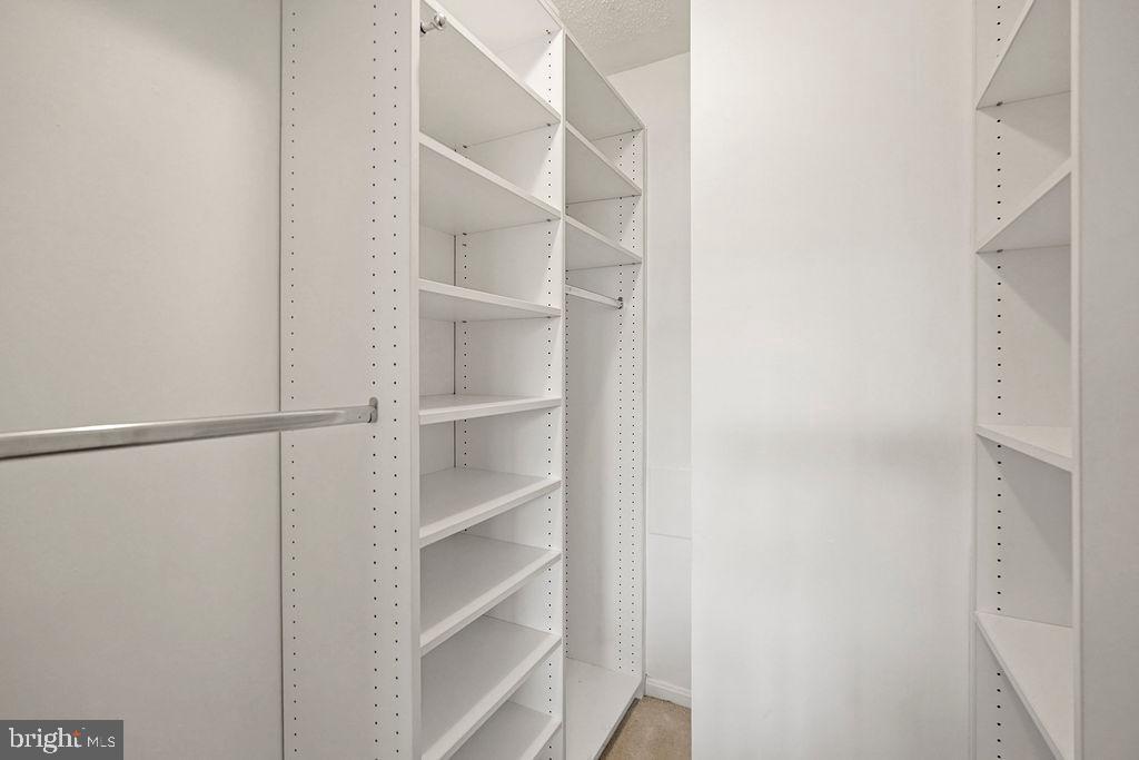 10101 GROSVENOR PLACE 1004