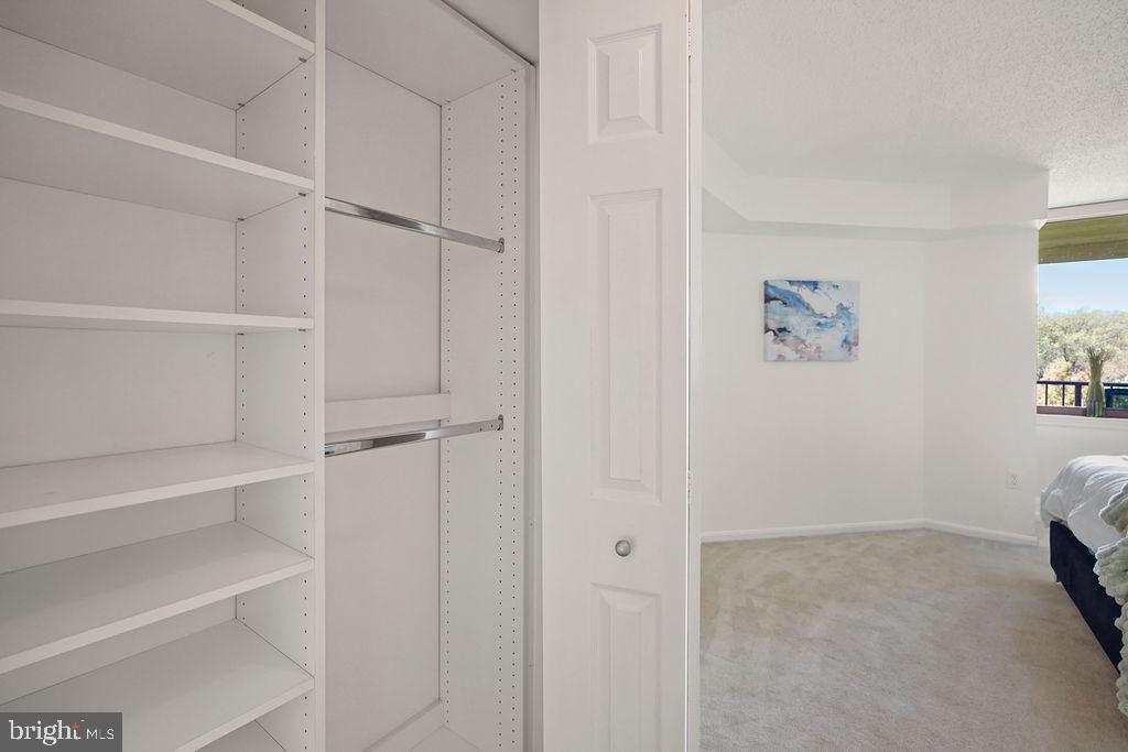 10101 GROSVENOR PLACE 1004