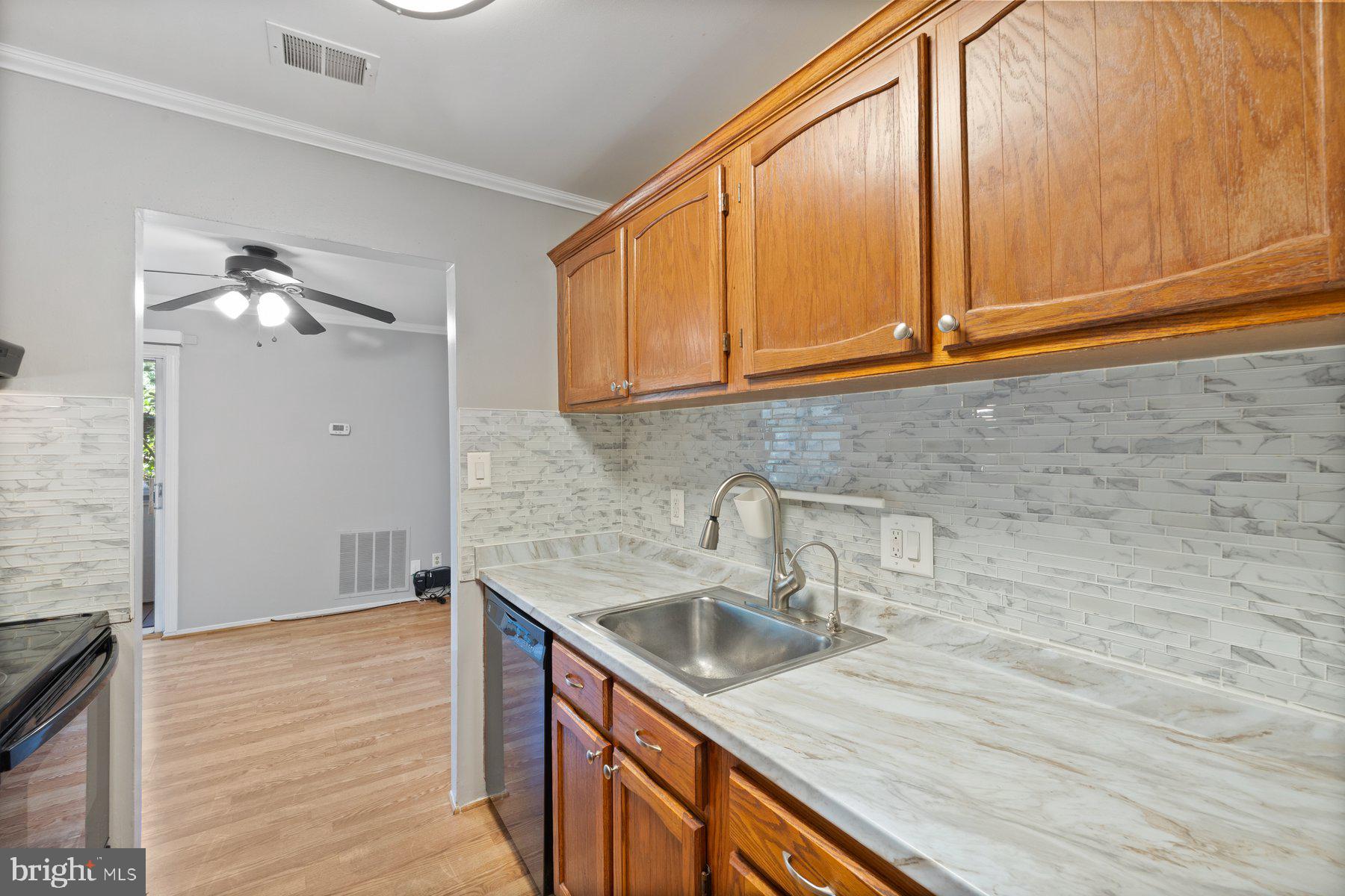13121 WONDERLAND WAY 13-140