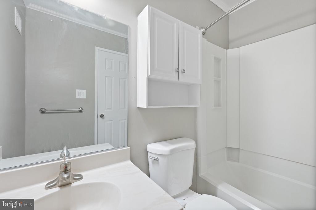 13121 WONDERLAND WAY 13-140