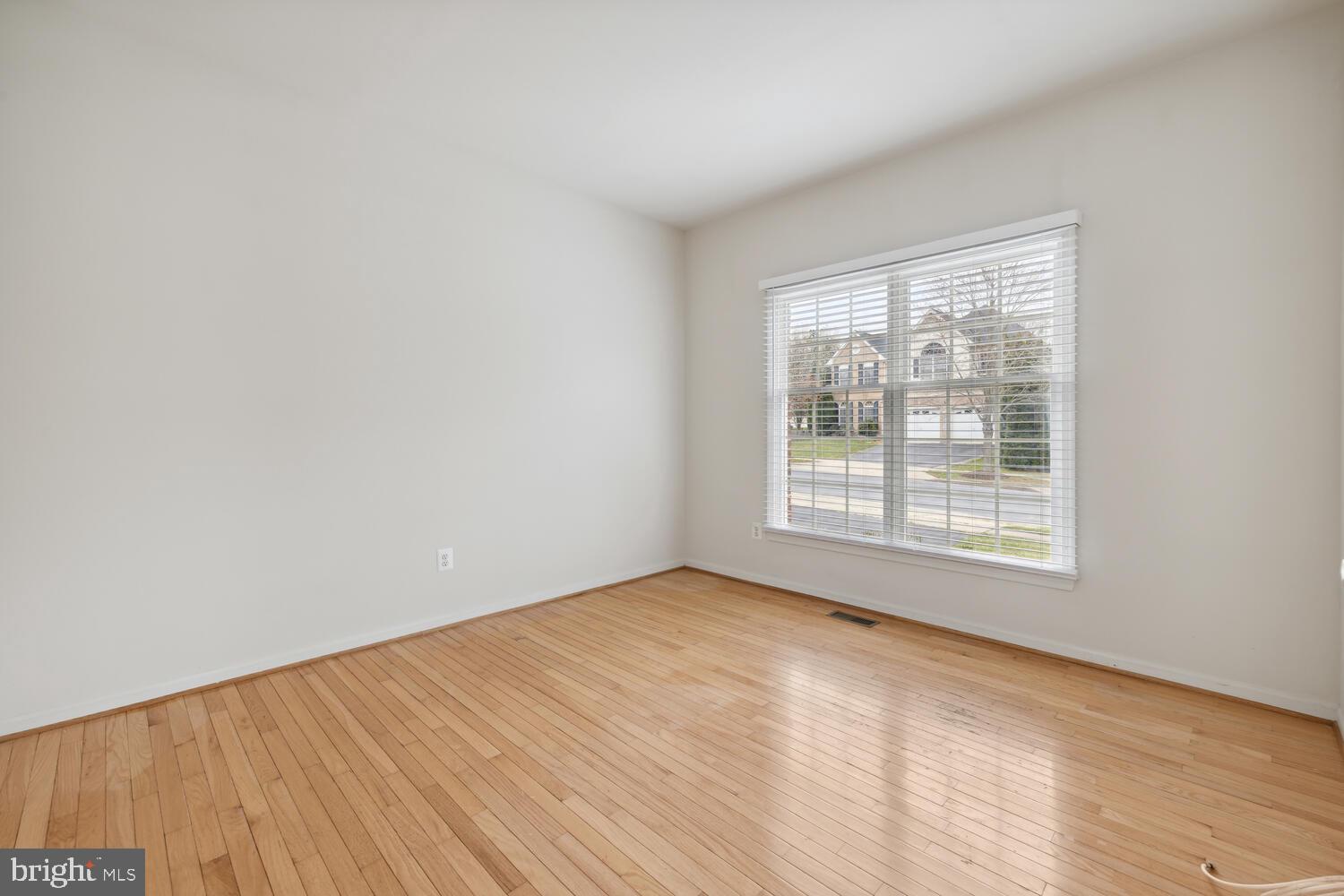 22003 WHITE TRELLIS LANE