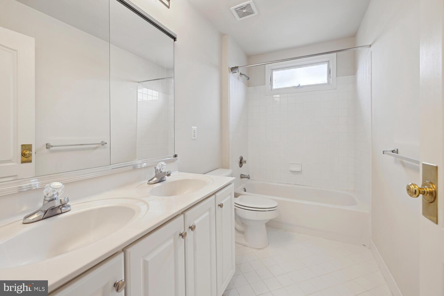 22003 WHITE TRELLIS LANE