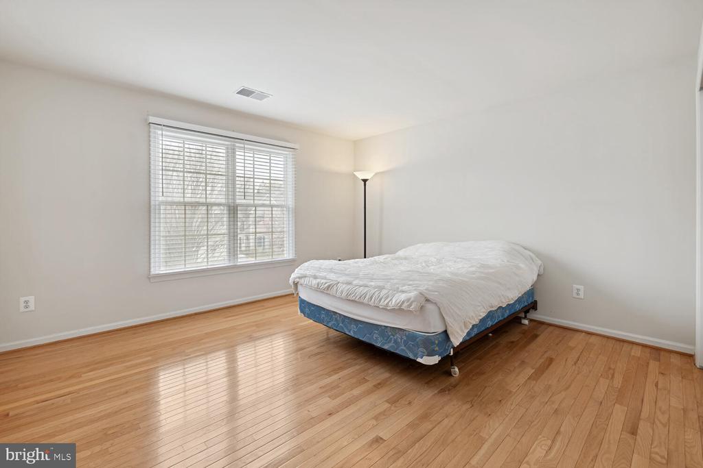 22003 WHITE TRELLIS LANE