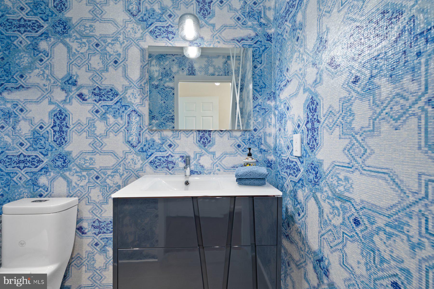 16400 MONTECREST LANE