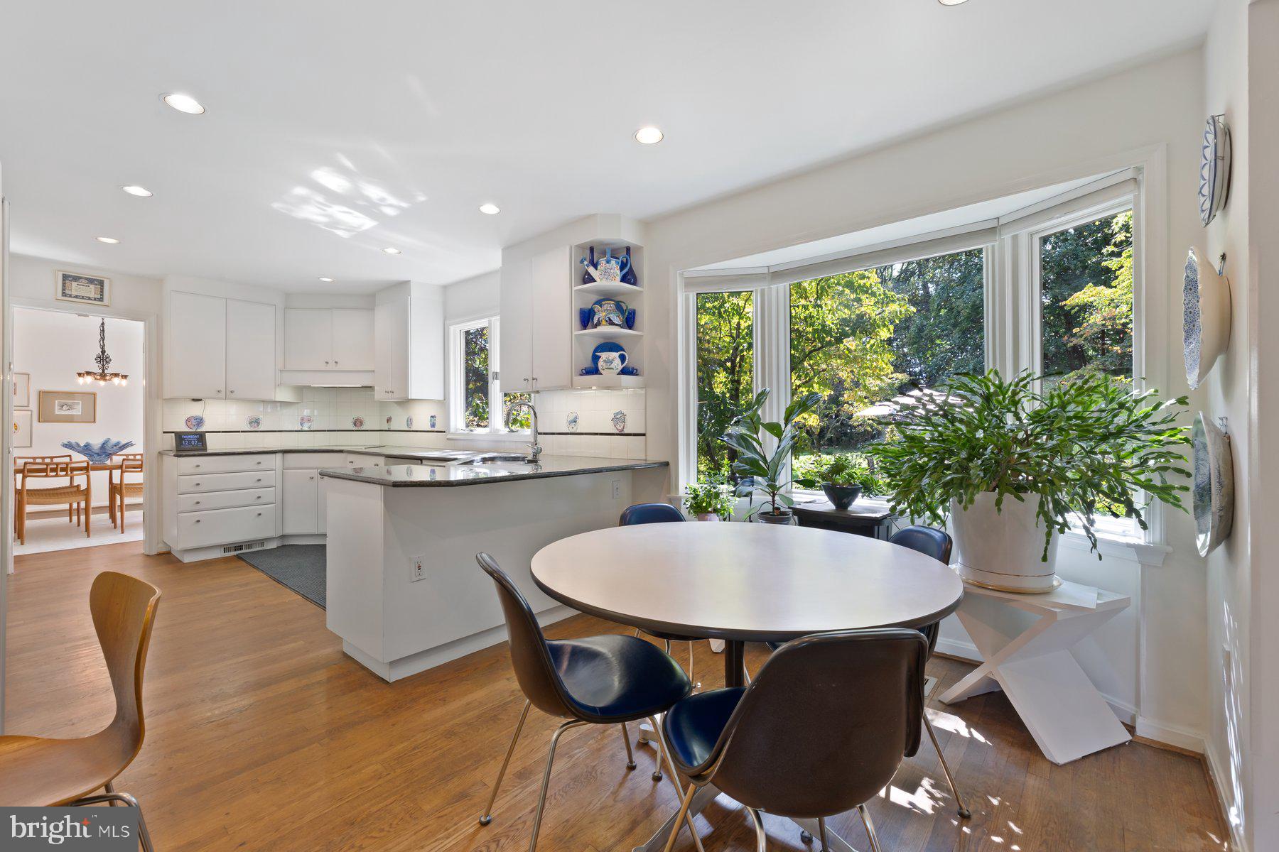 16400 MONTECREST LANE