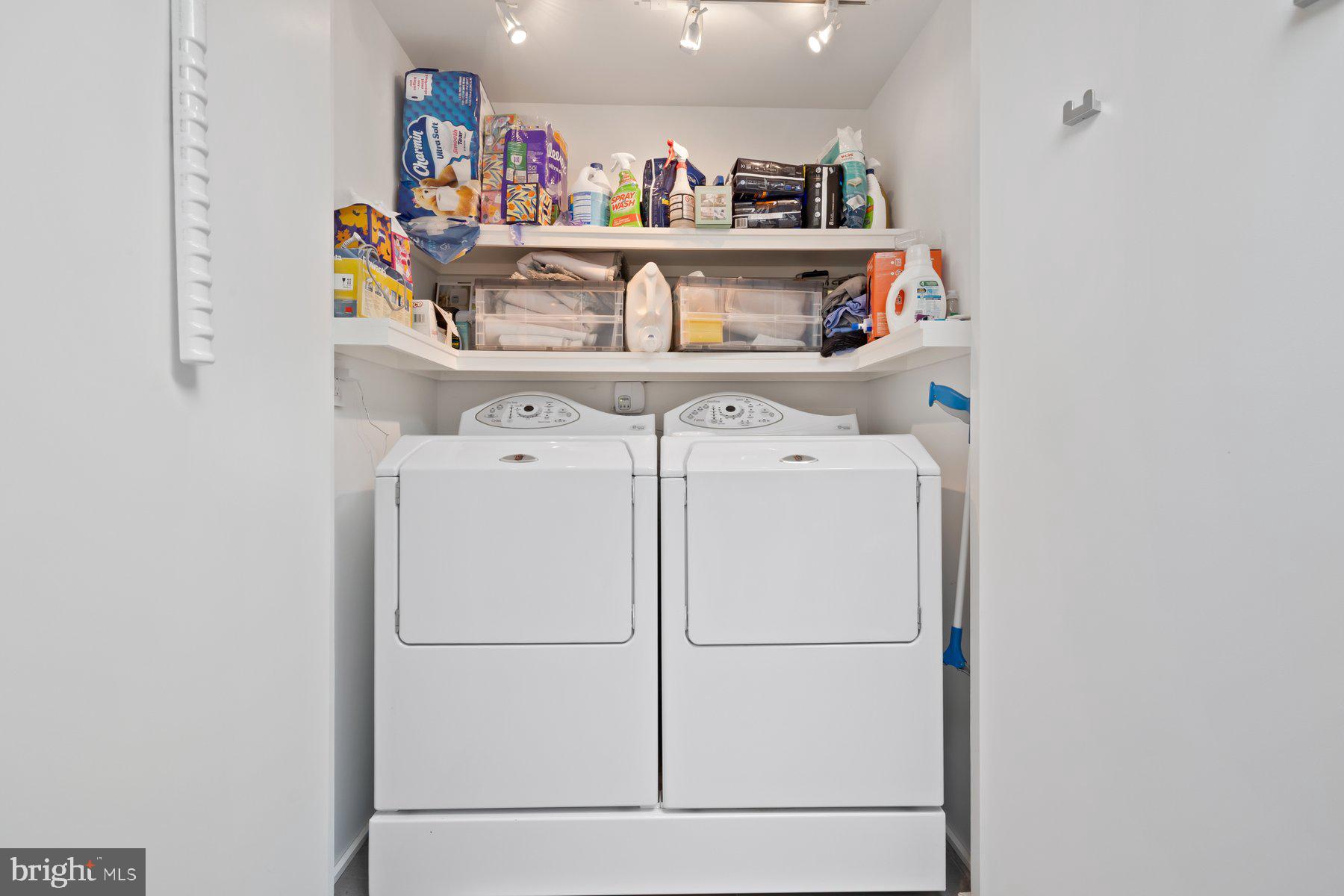 16400 MONTECREST LANE