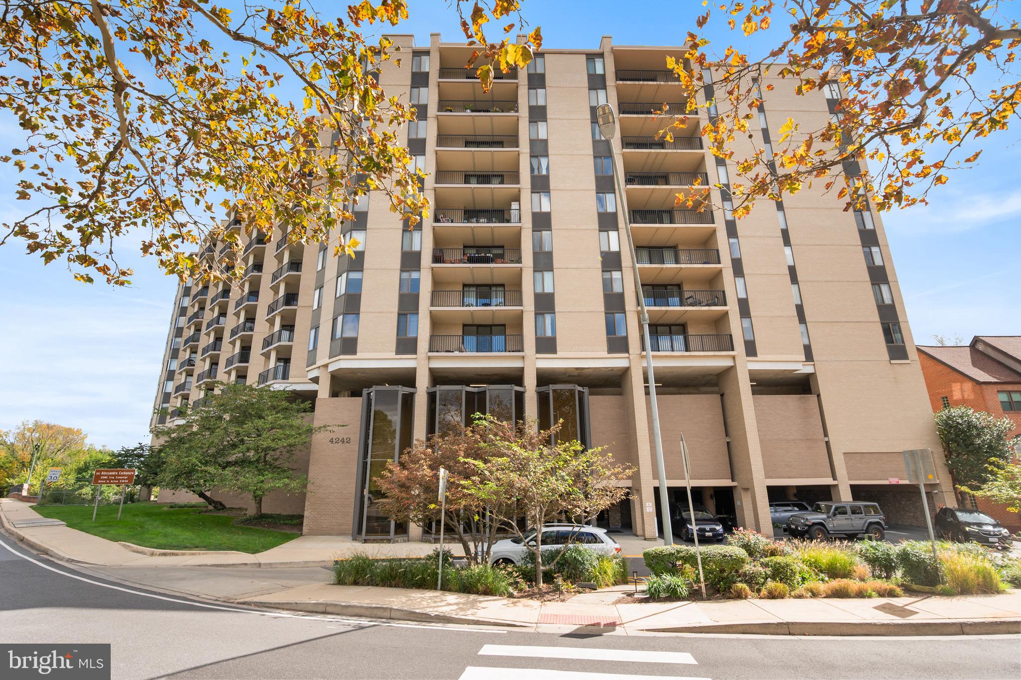 4242 E WEST HIGHWAY 617