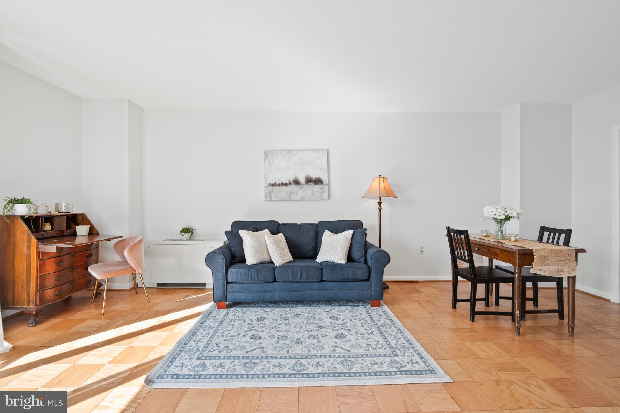 4242 E WEST HIGHWAY 617