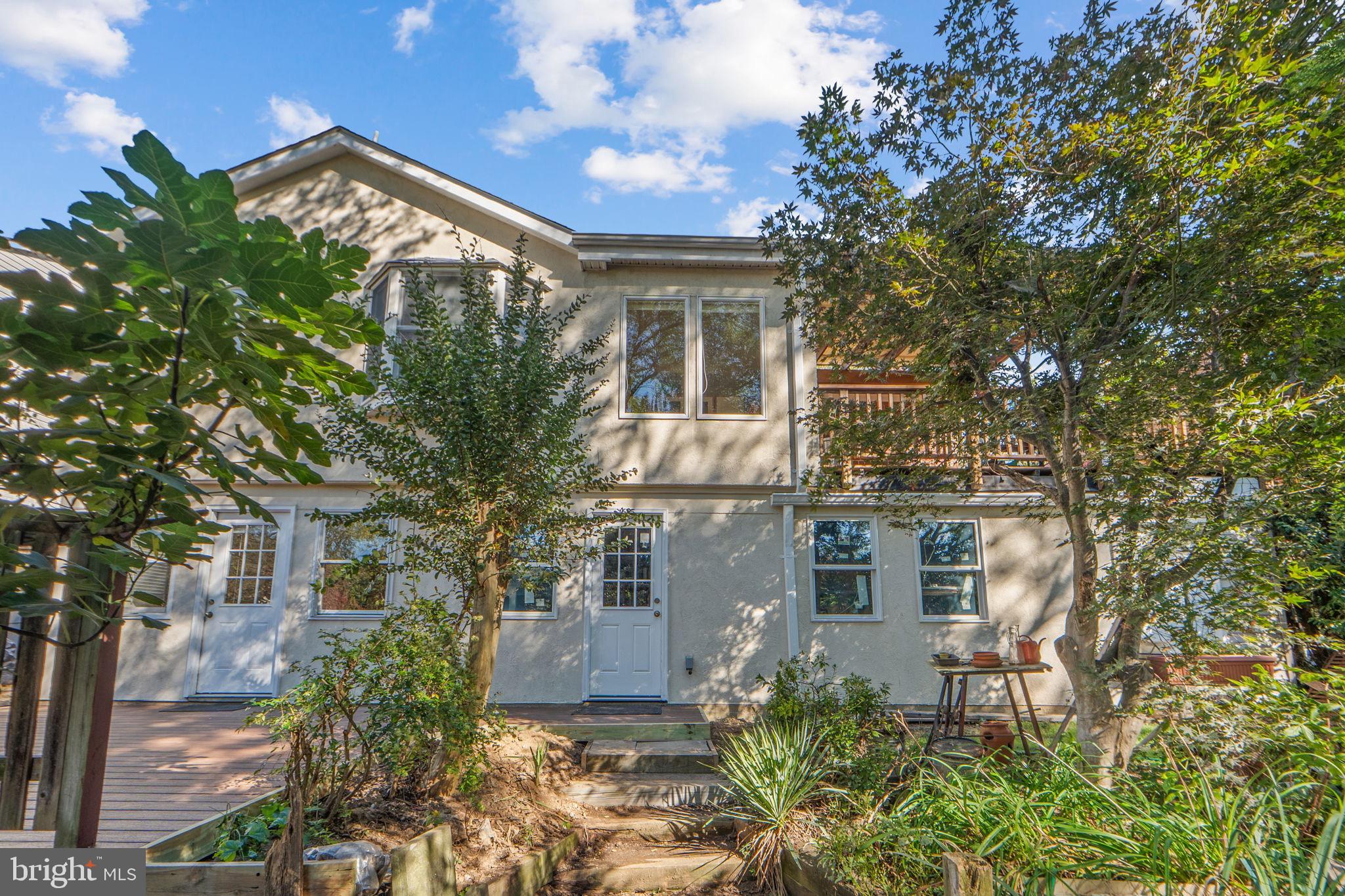 4616 CREEK SHORE DRIVE