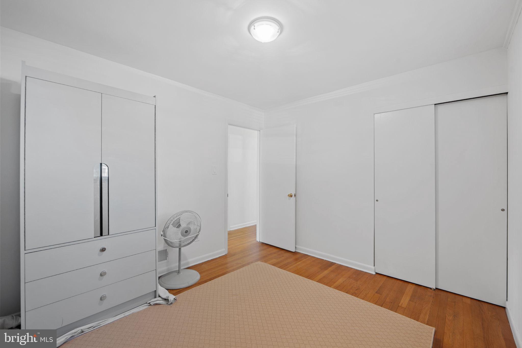 4616 CREEK SHORE DRIVE