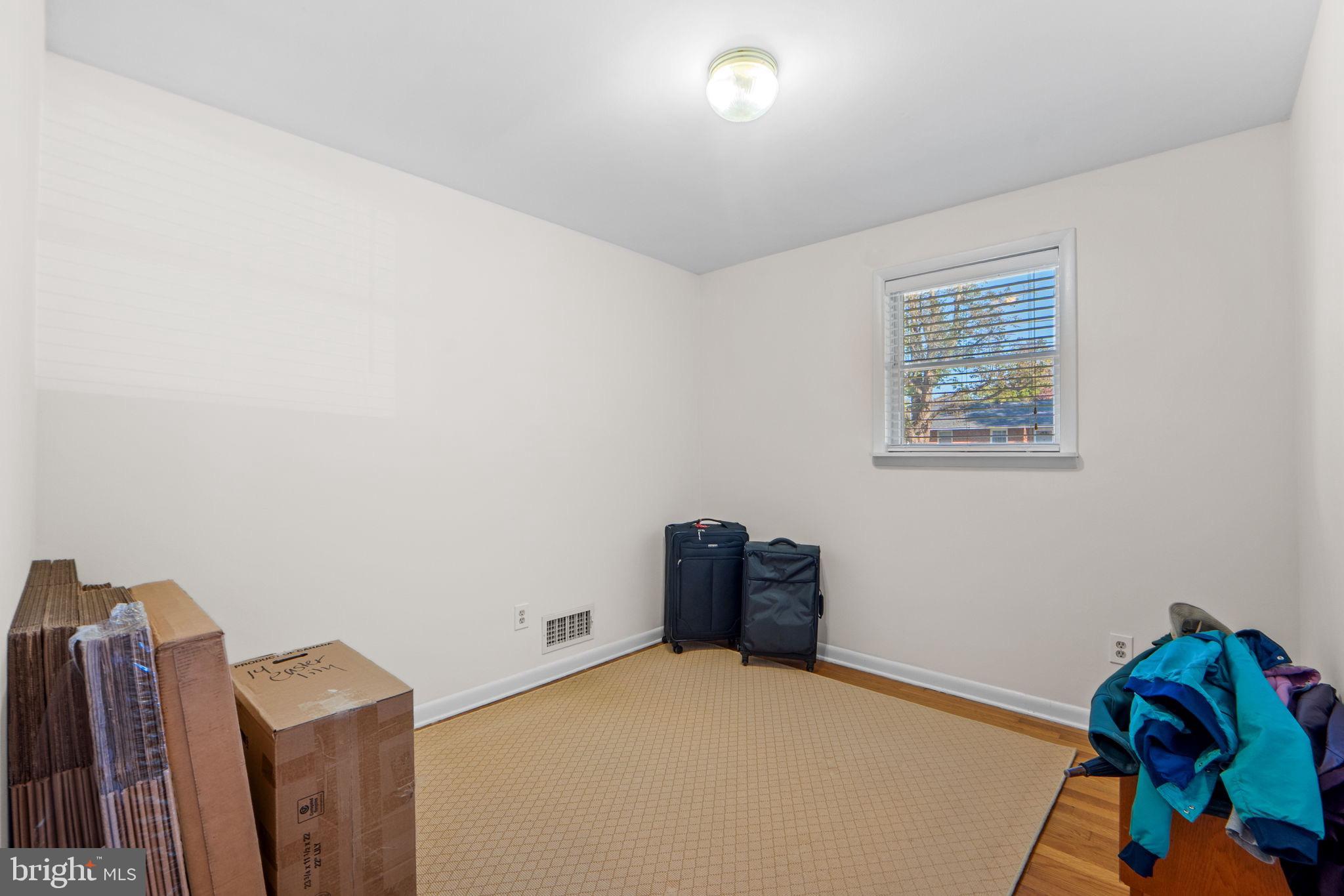 4616 CREEK SHORE DRIVE