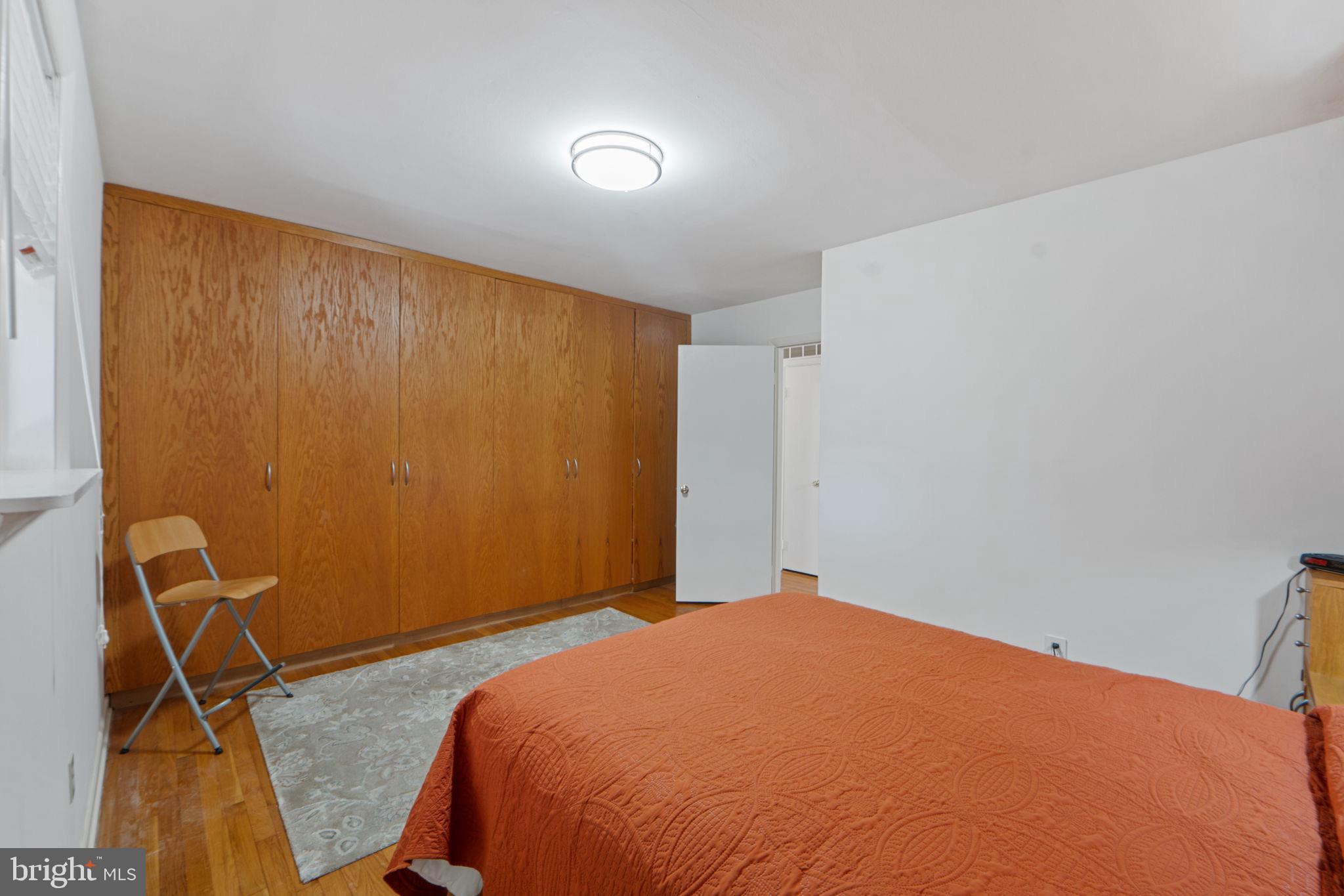 4616 CREEK SHORE DRIVE