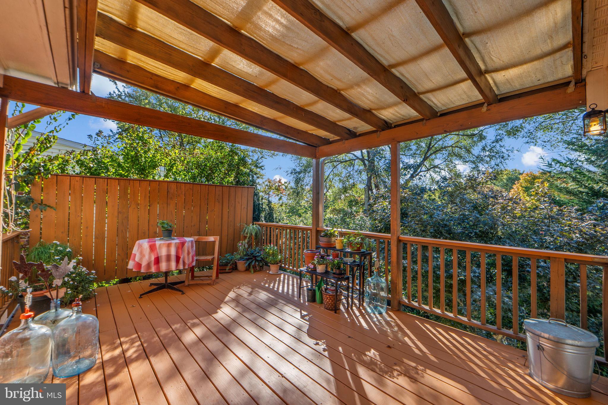 4616 CREEK SHORE DRIVE