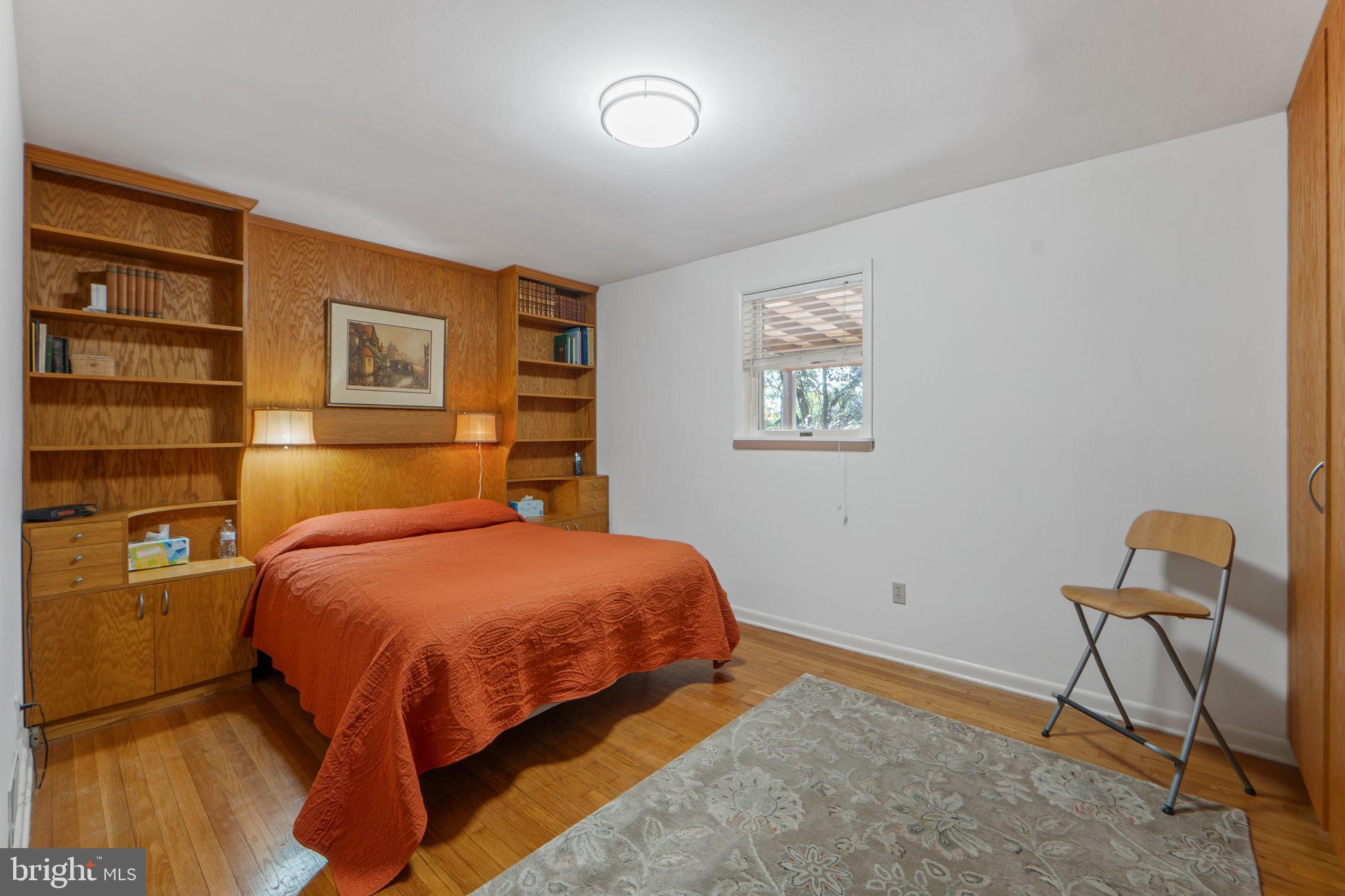 4616 CREEK SHORE DRIVE