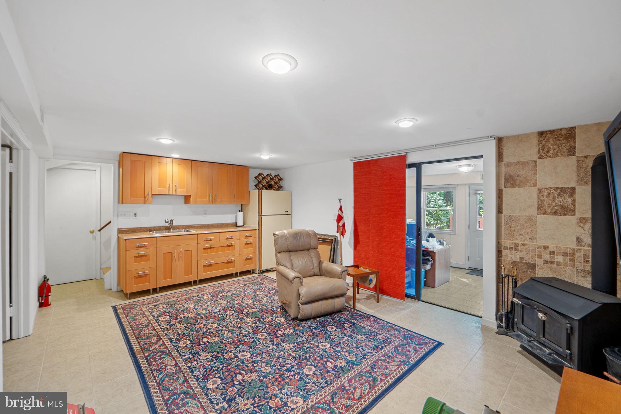 4616 CREEK SHORE DRIVE