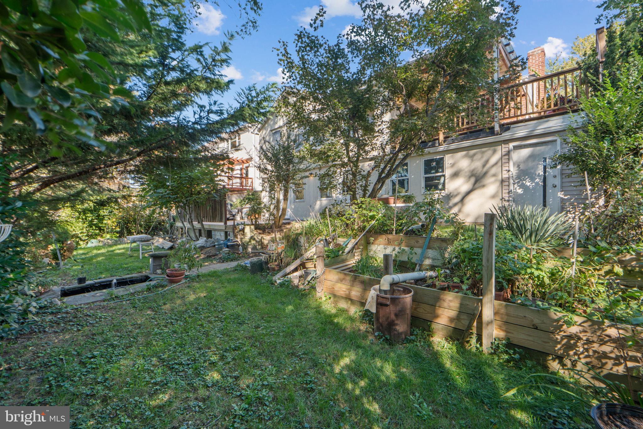 4616 CREEK SHORE DRIVE